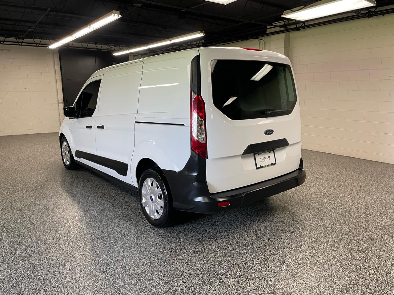 Ford Transit Connect Cargo Van XL LWB w/Rear Liftgate 2023