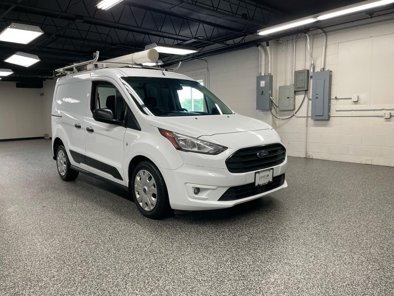 Ford Transit Connect Cargo Van XLT SWB 2022