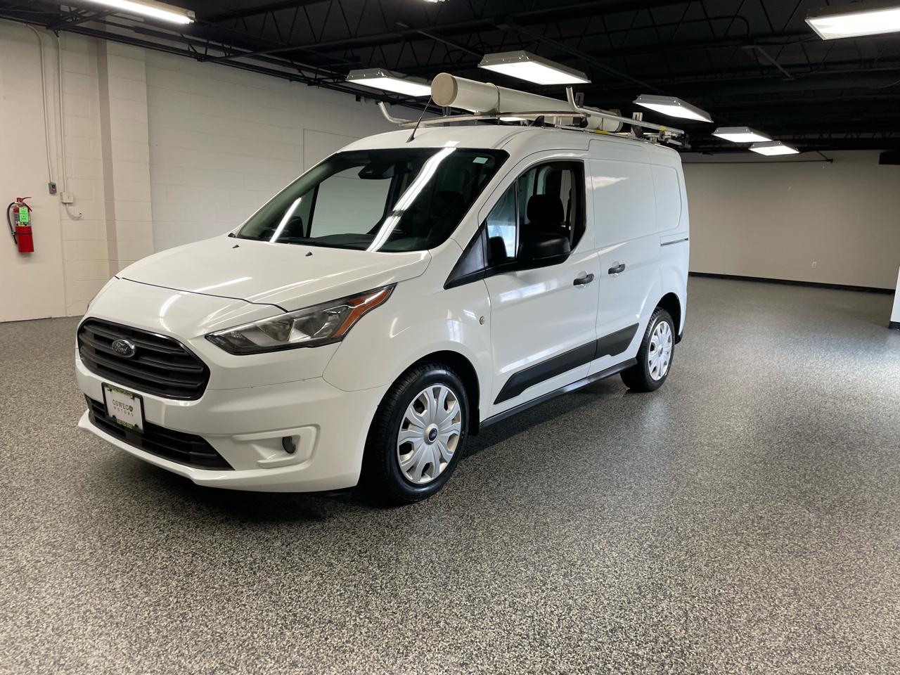 Ford Transit Connect Cargo Van XLT SWB 2022