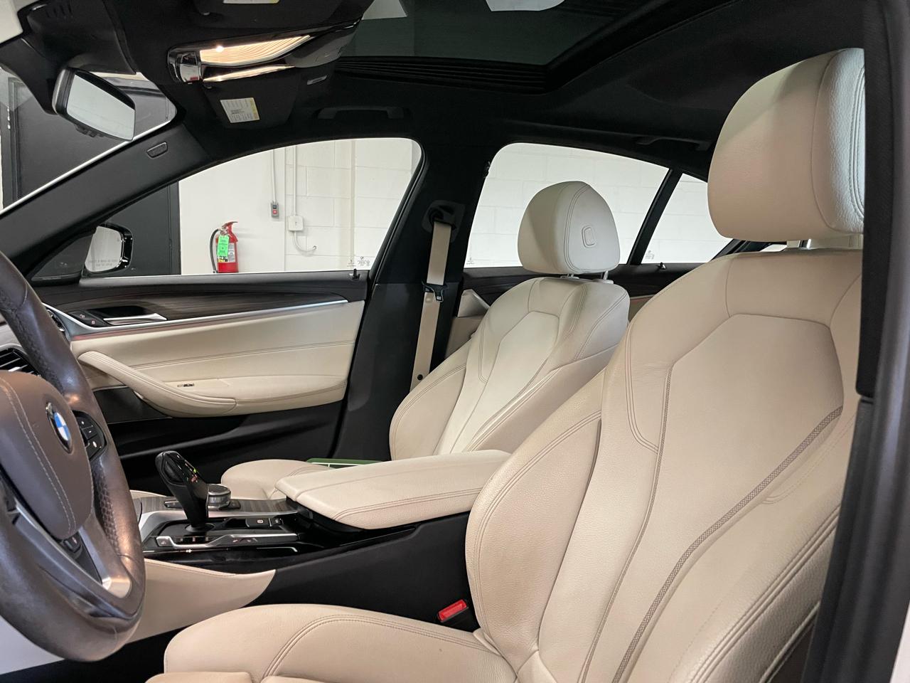 BMW 5-Series 530i xDrive 2017