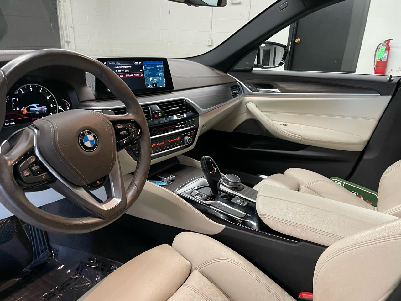 BMW 5-Series 530i xDrive 2017