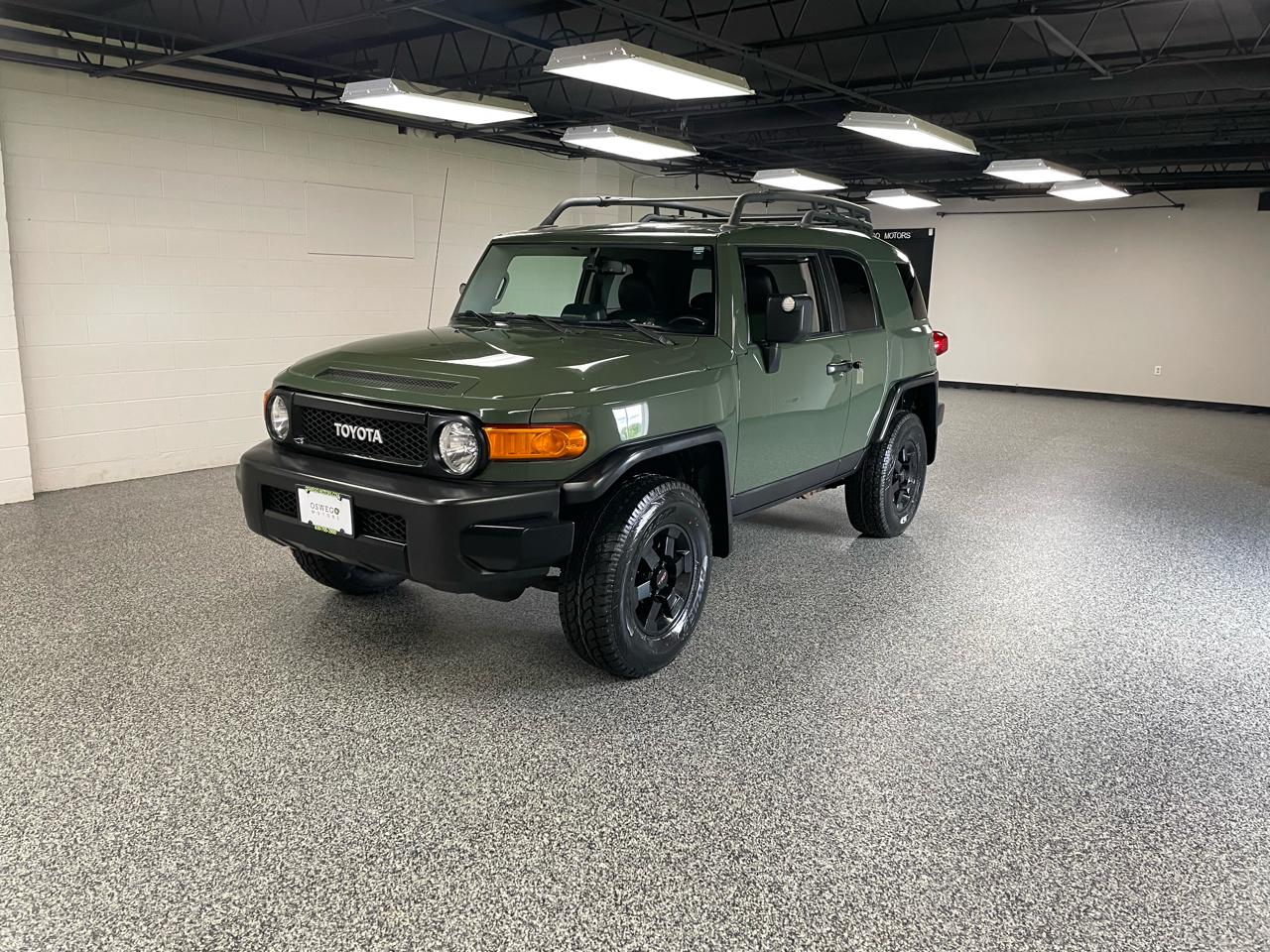 Toyota FJ Cruiser  2011