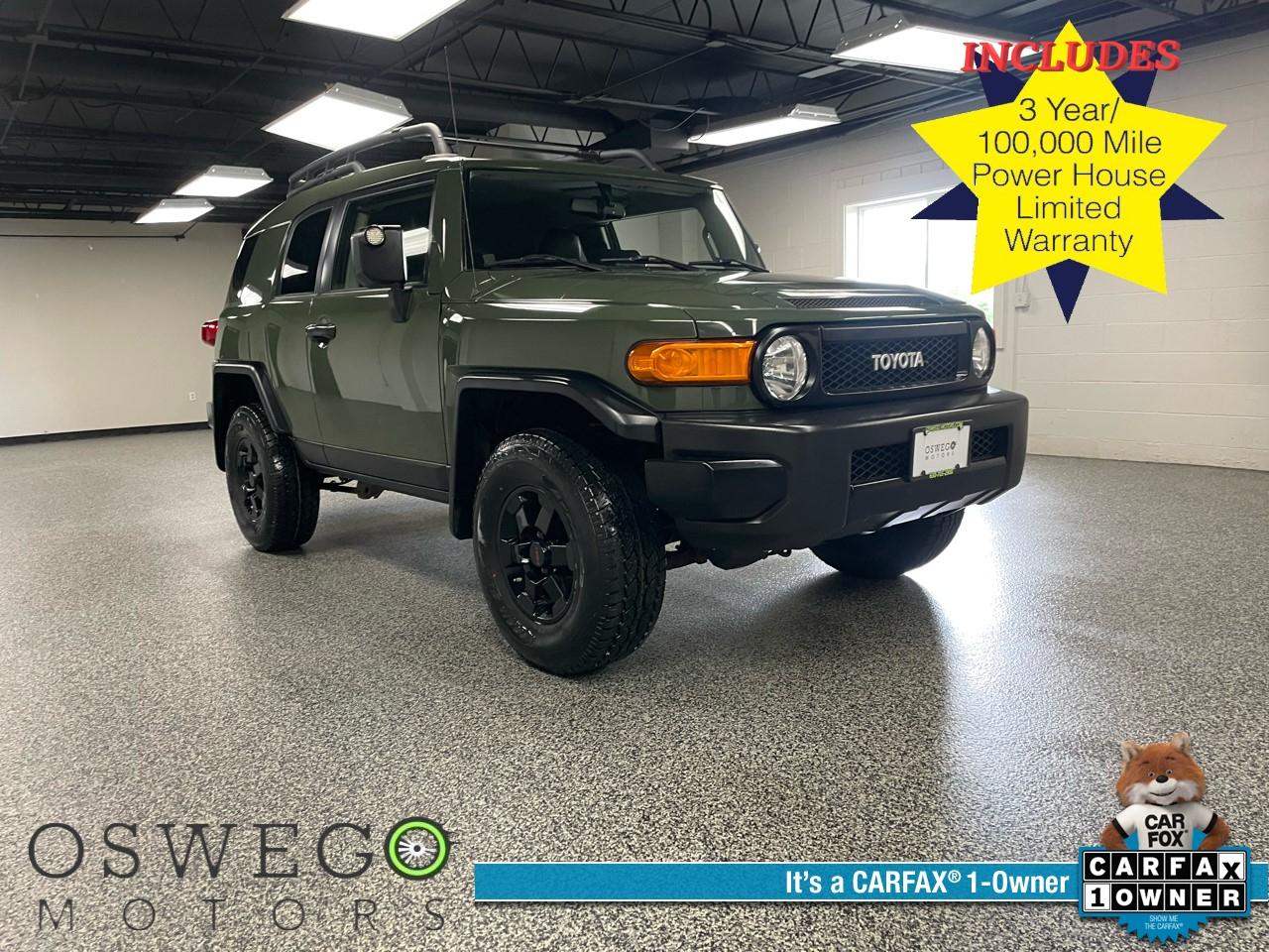 Toyota FJ Cruiser  2011