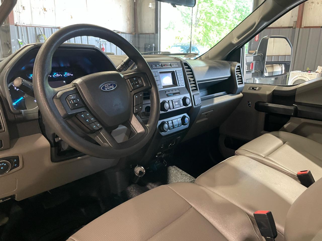 Ford F-450 SD SuperCab DRW 2WD 2022