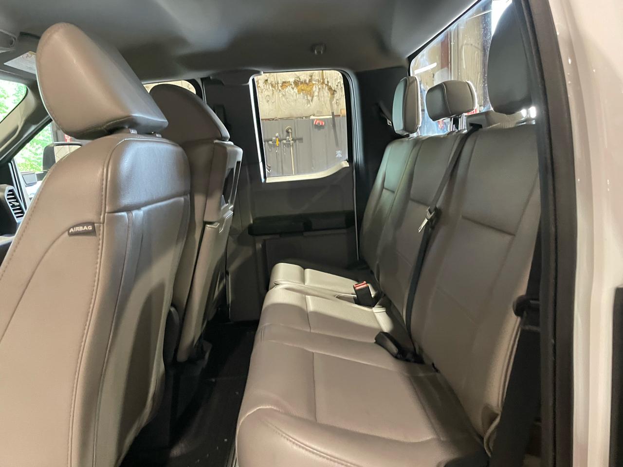 Ford F-450 SD SuperCab DRW 2WD 2022