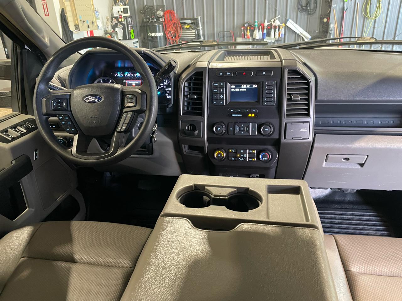Ford F-450 SD SuperCab DRW 2WD 2022