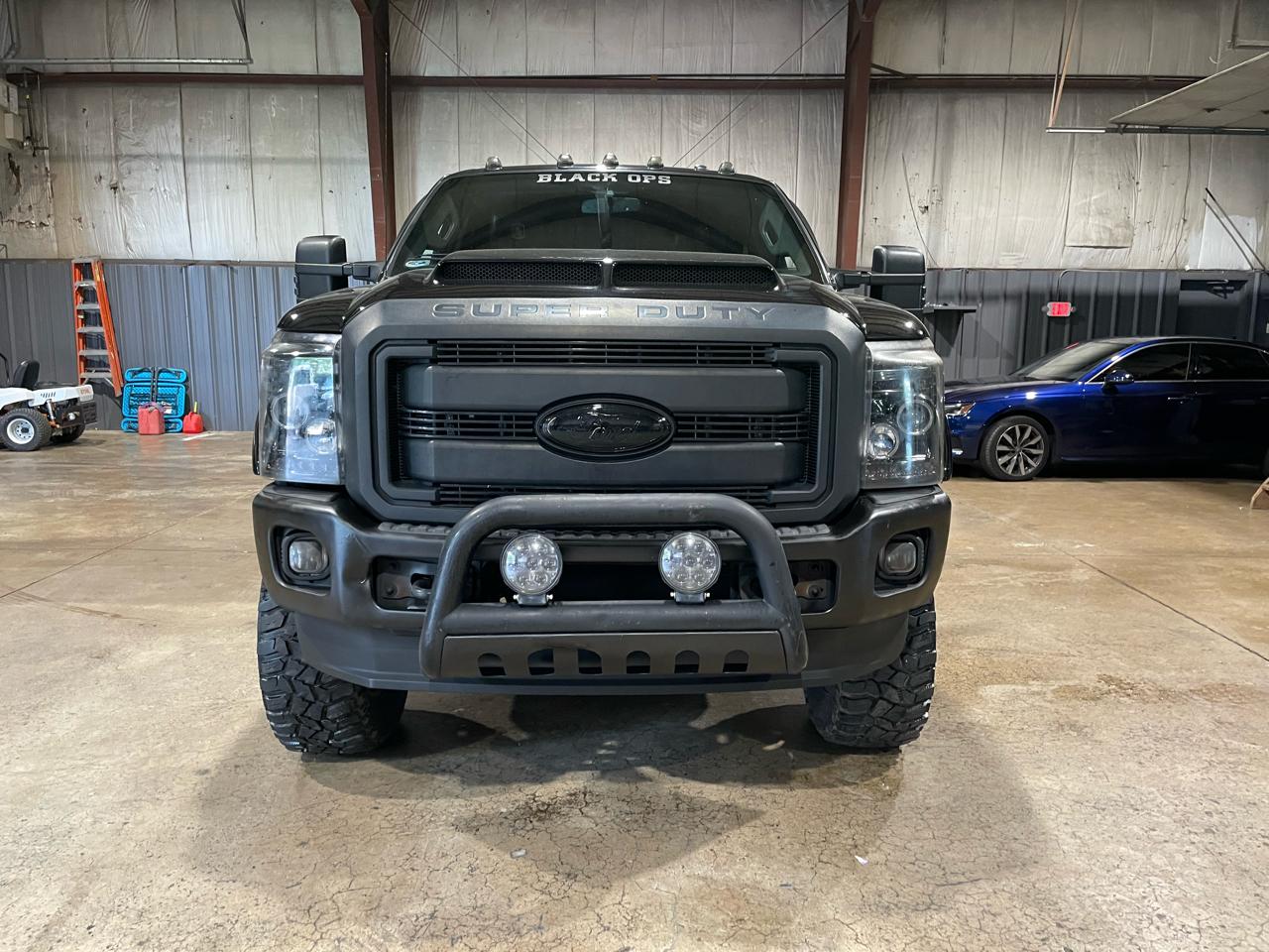 Ford F-350 SD Lariat Crew Cab Long Bed DRW 4WD 2016