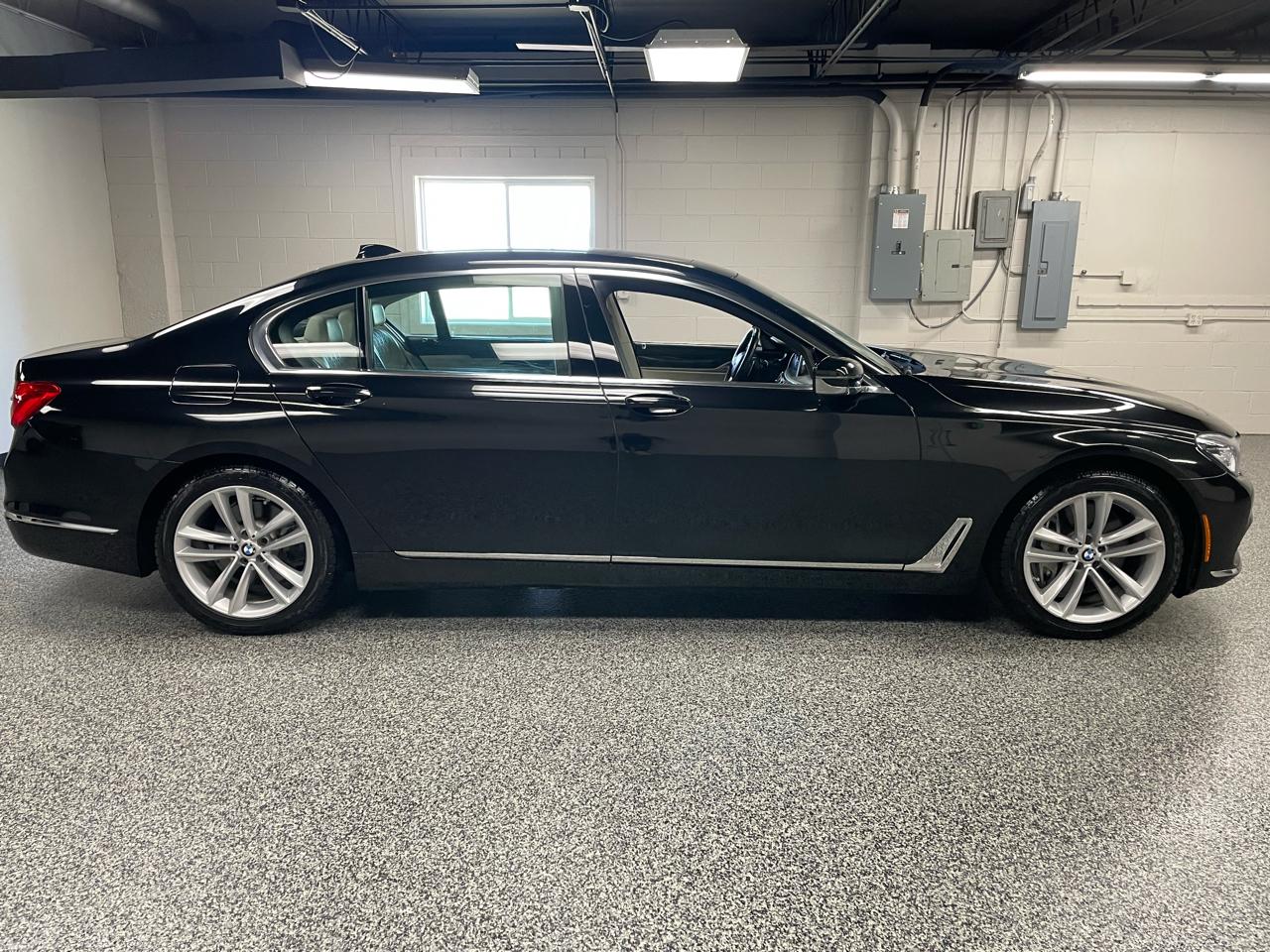 BMW 7-Series 750xi 2018