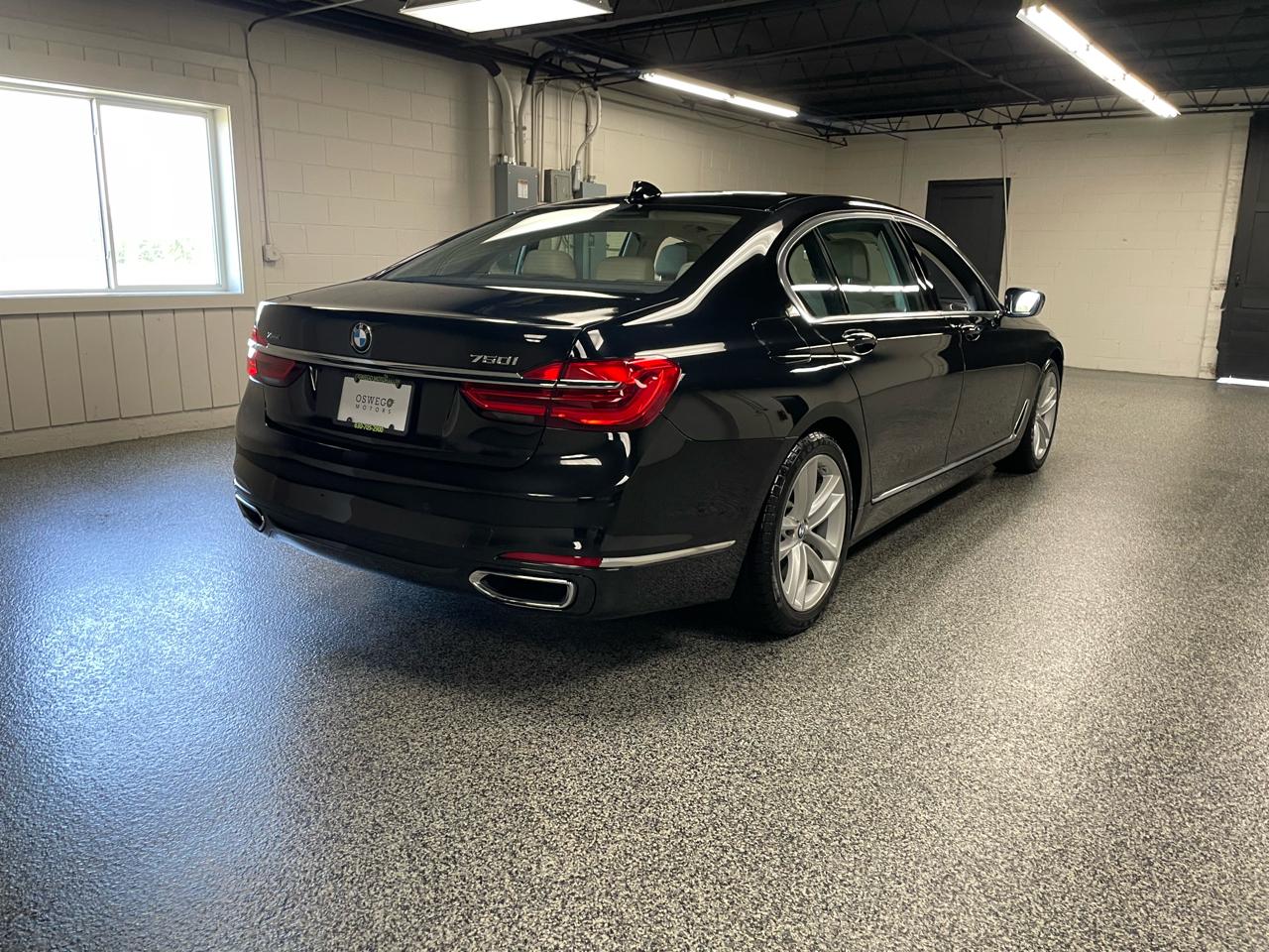 BMW 7-Series 750xi 2018
