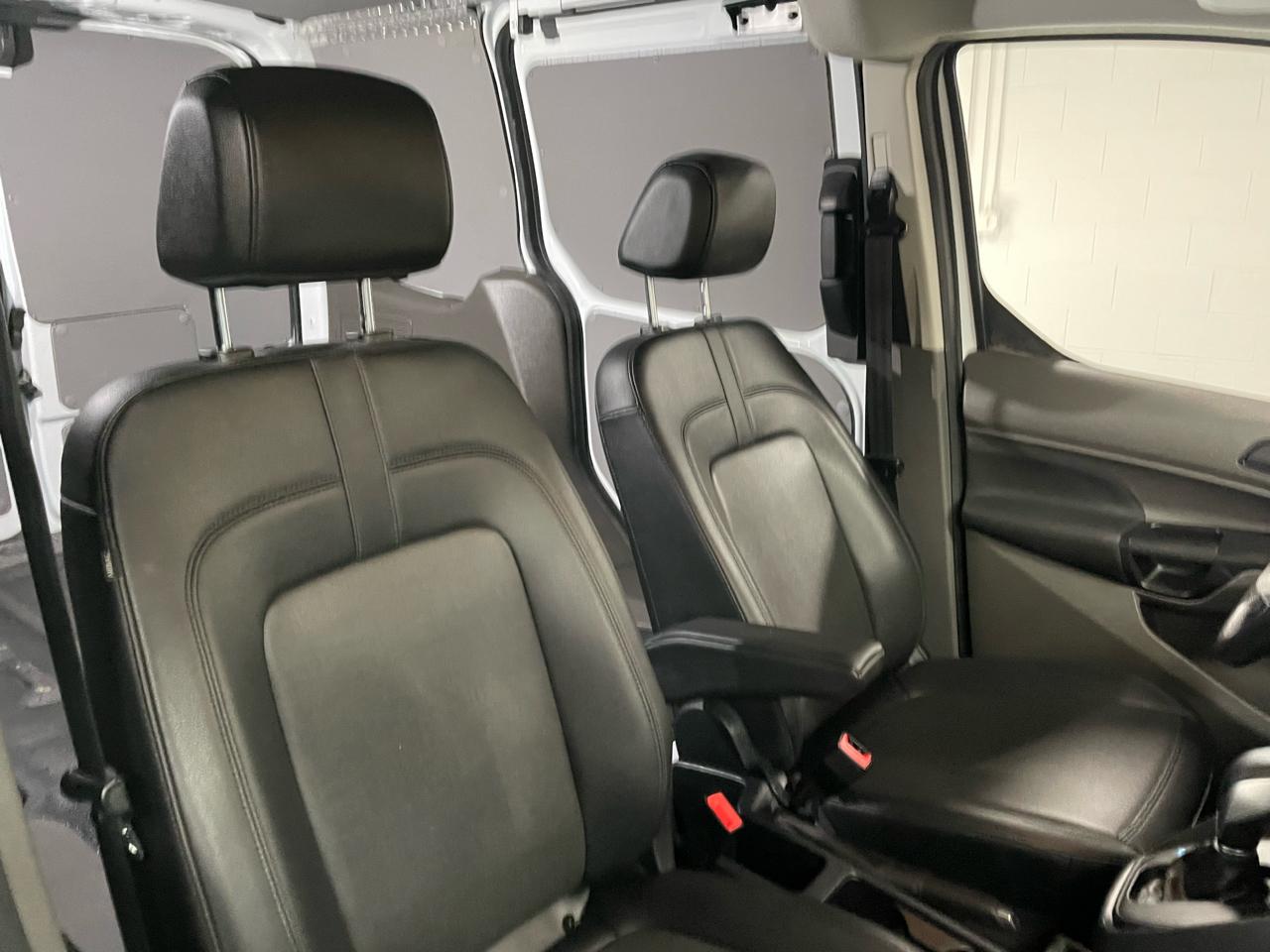 Ford Transit Connect Cargo Van XL SWB 2023