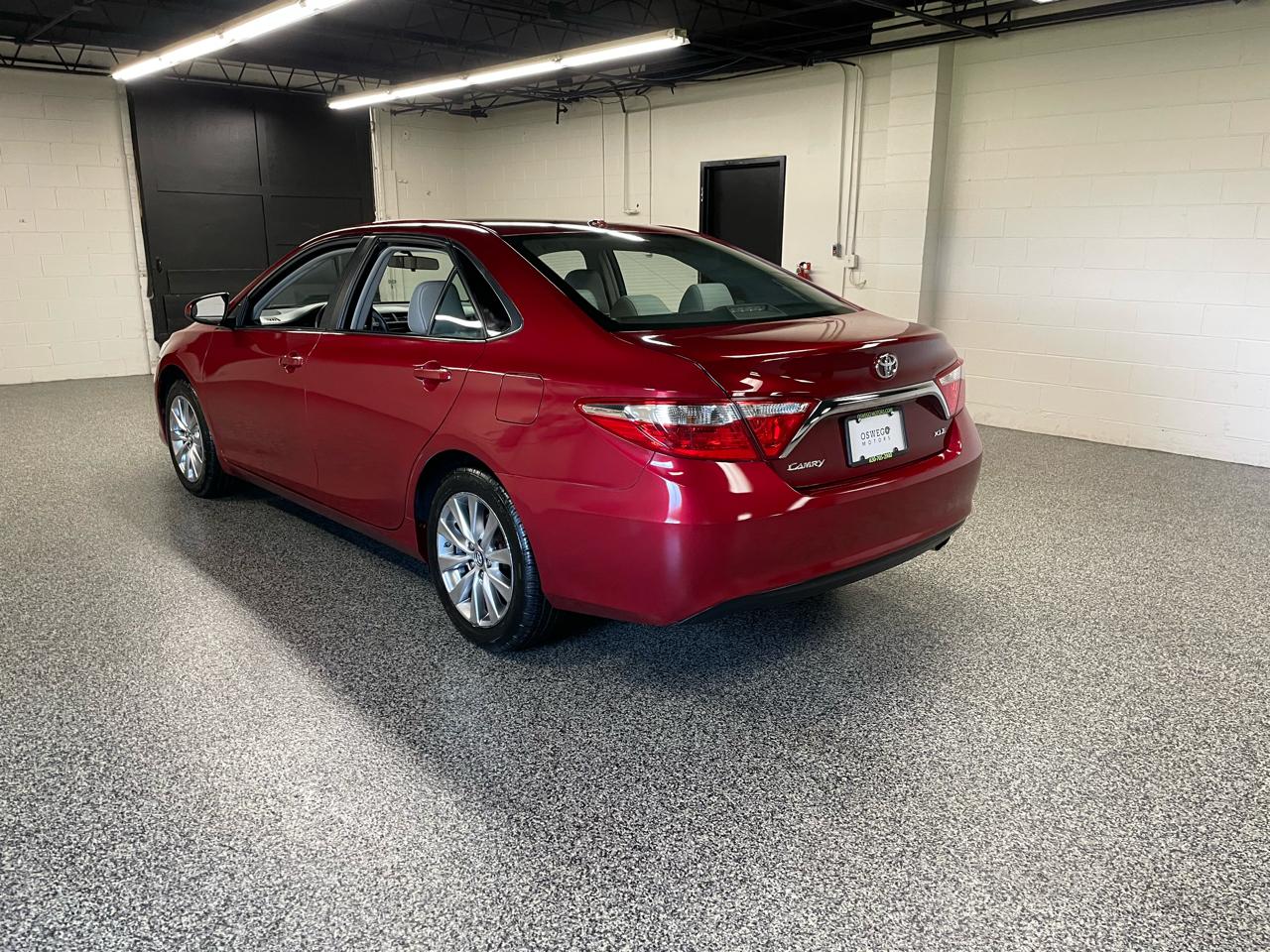 Toyota Camry XLE 2017