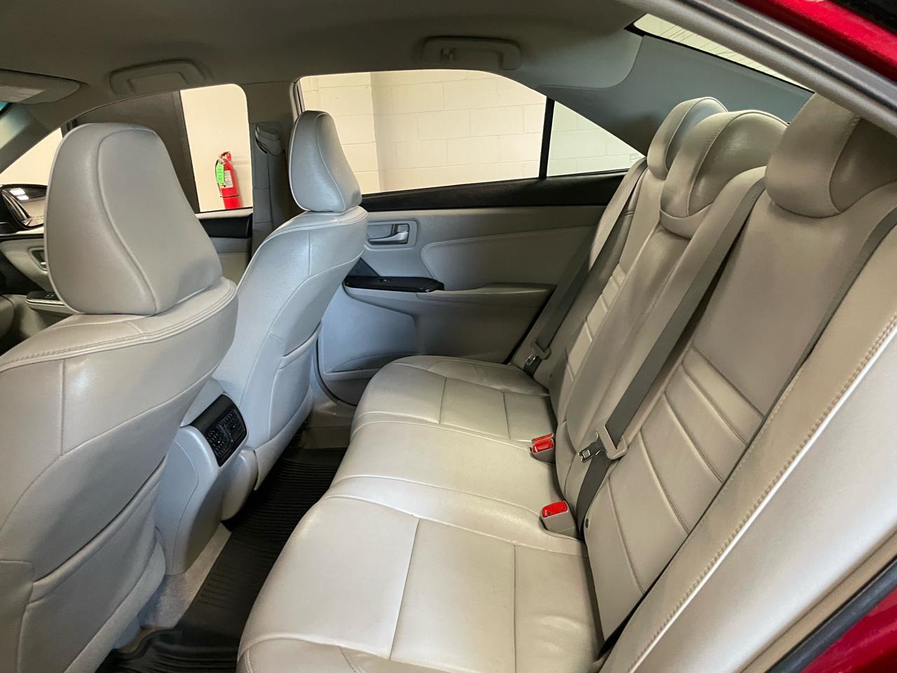 Toyota Camry XLE 2017