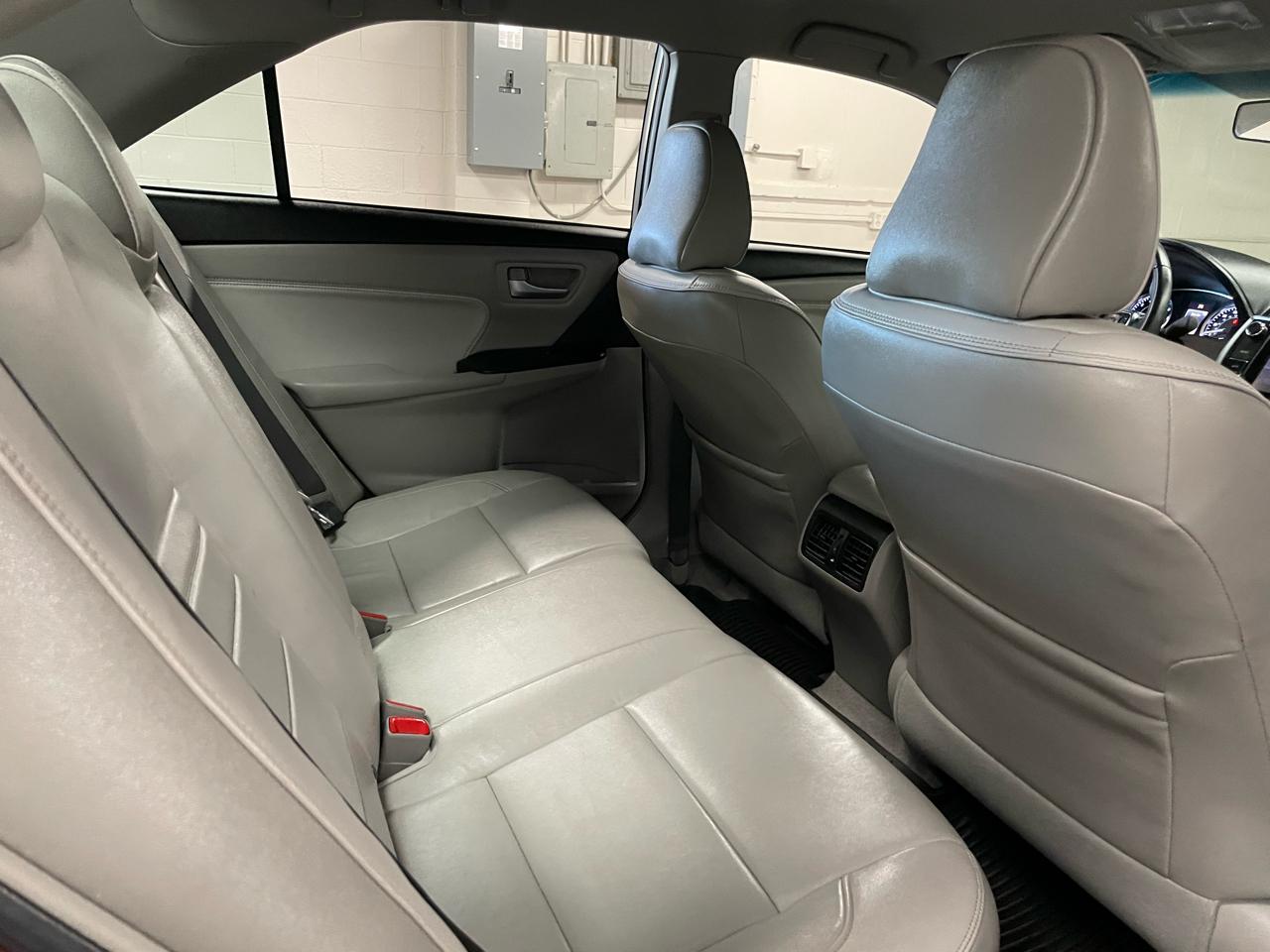 Toyota Camry XLE 2017