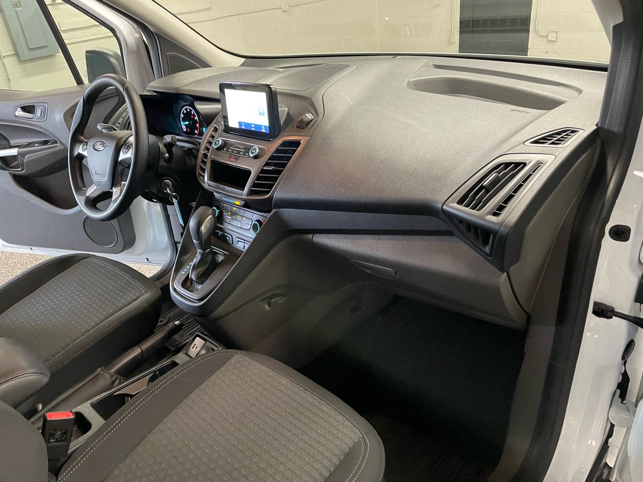 Ford Transit Connect Cargo Van XLT LWB 2023