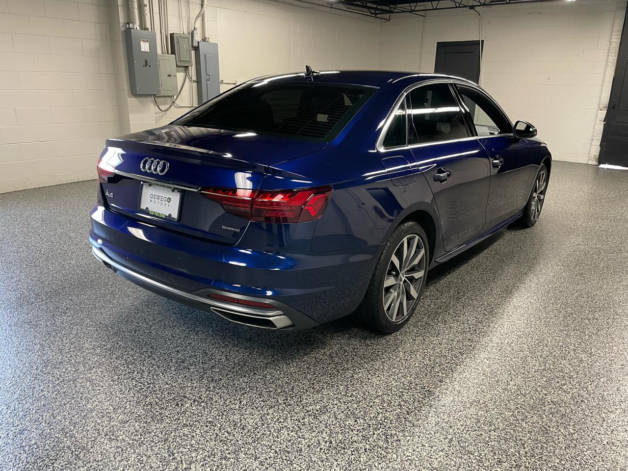 Audi A4  2021
