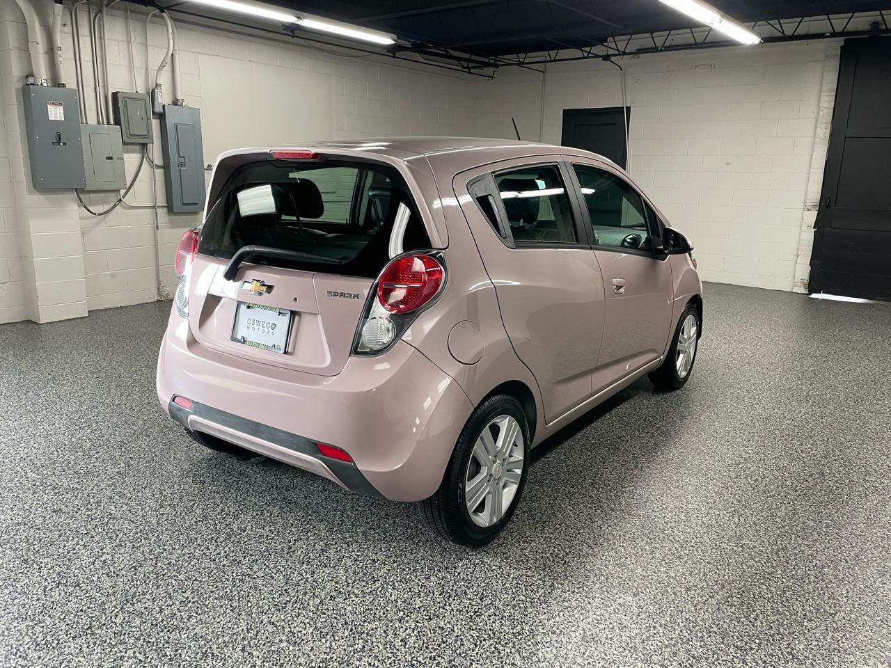Chevrolet Spark LS Auto 2013