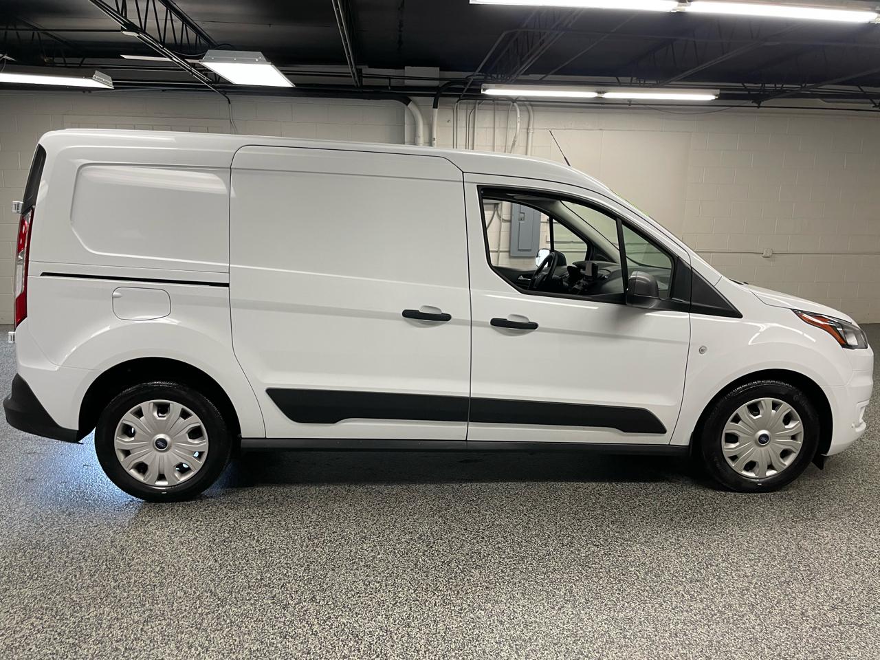 Ford Transit Connect Cargo Van XLT LWB 2023