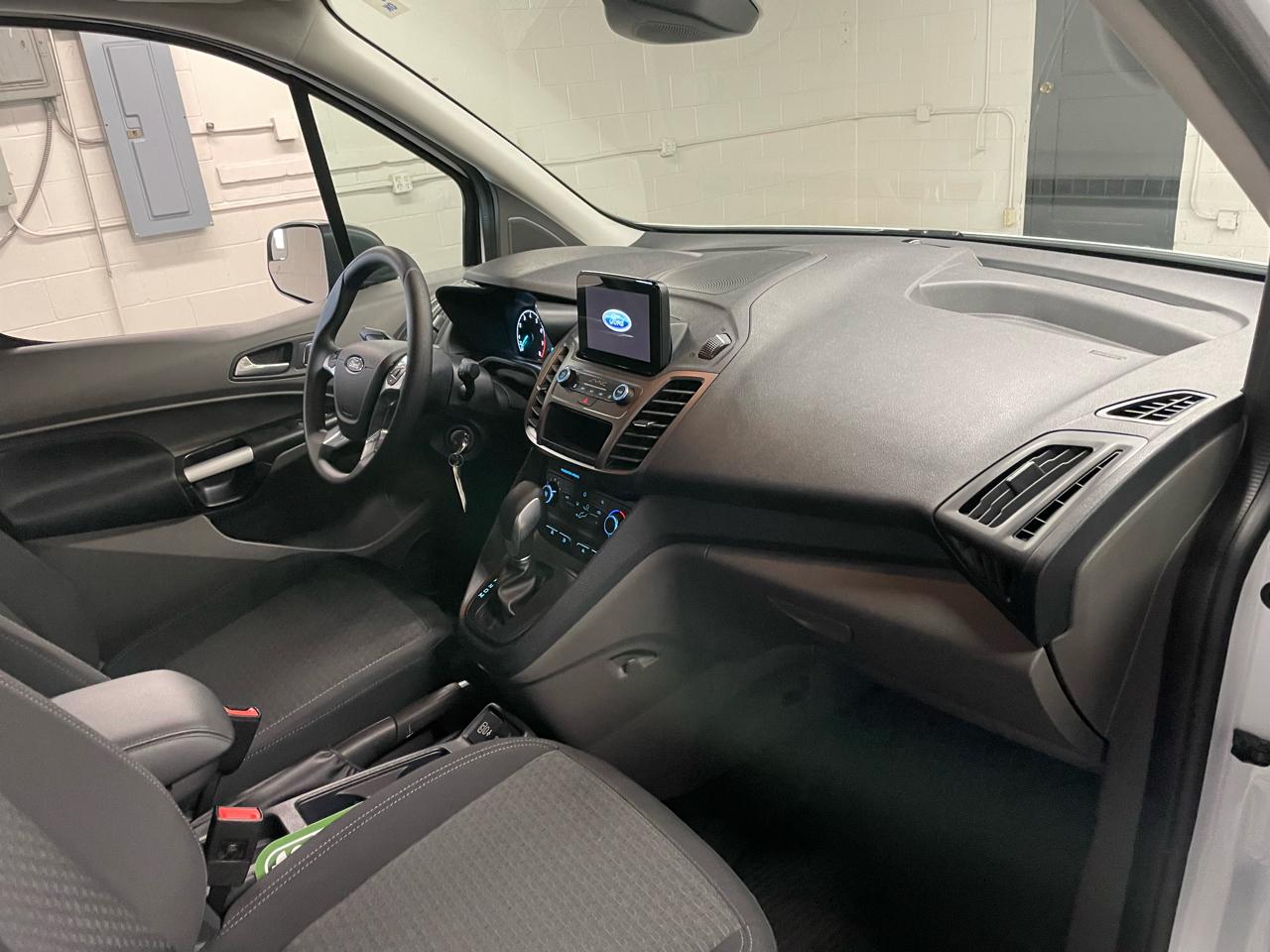 Ford Transit Connect Cargo Van XLT LWB 2023