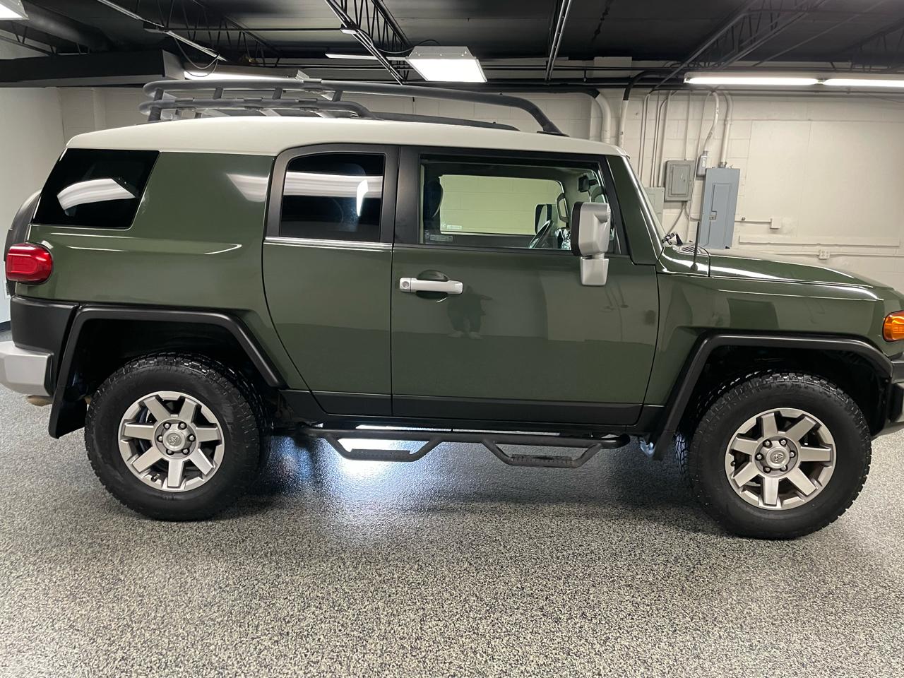 Toyota FJ Cruiser 4WD 2014