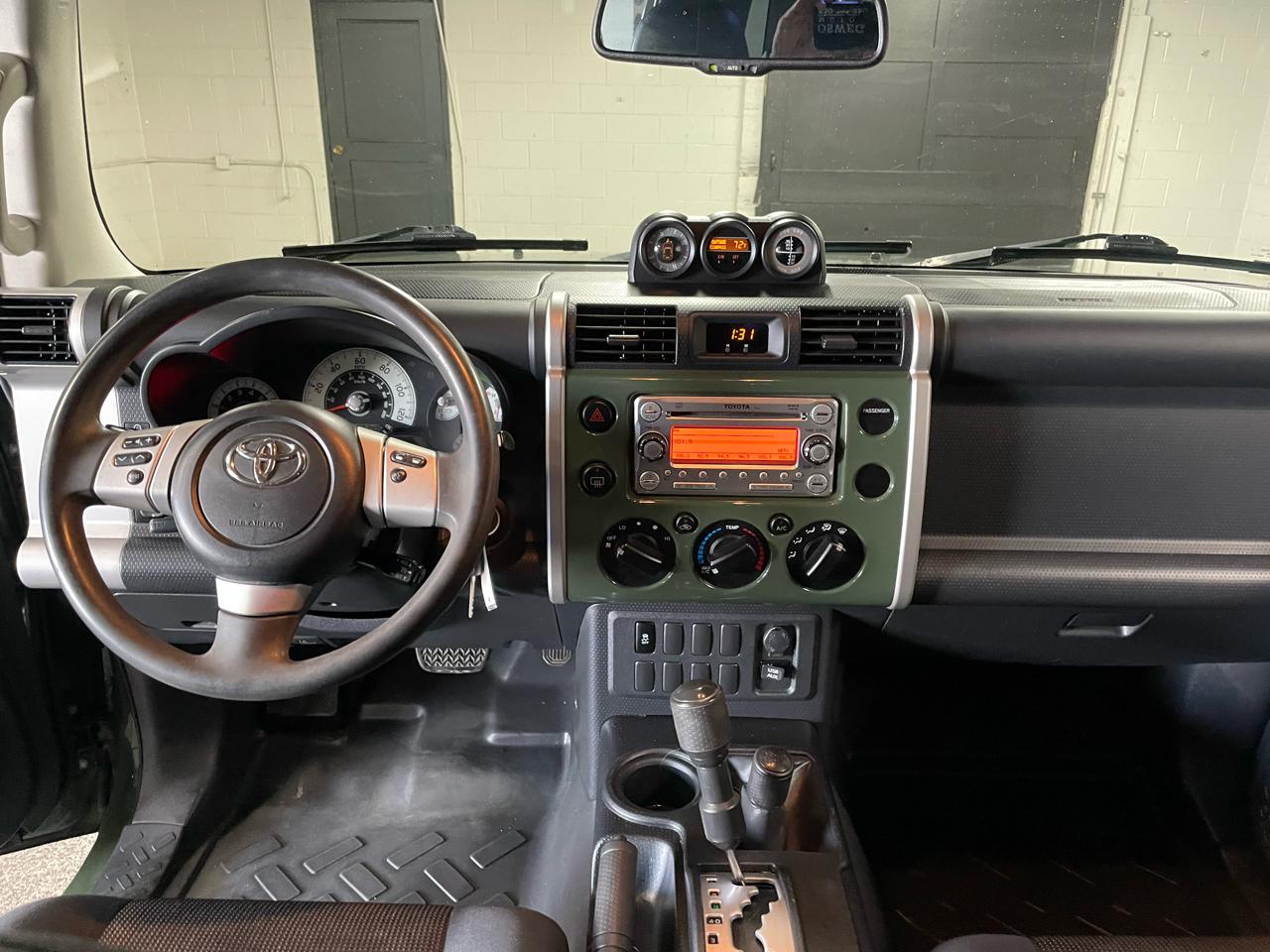Toyota FJ Cruiser 4WD 2014