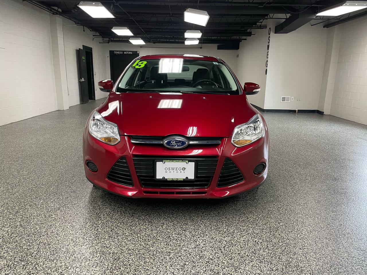 Ford Focus SE Sedan 2013