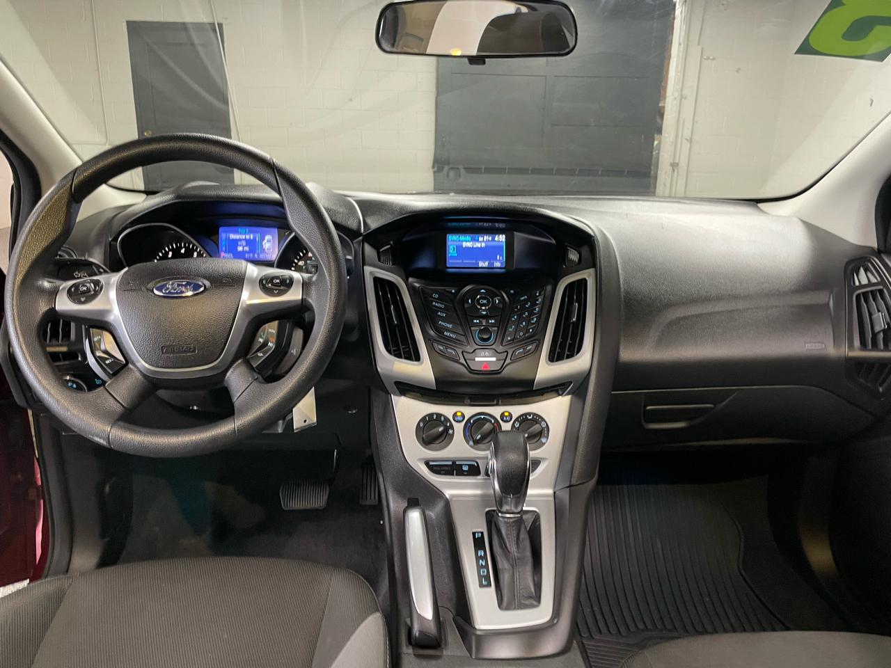 Ford Focus SE Sedan 2013