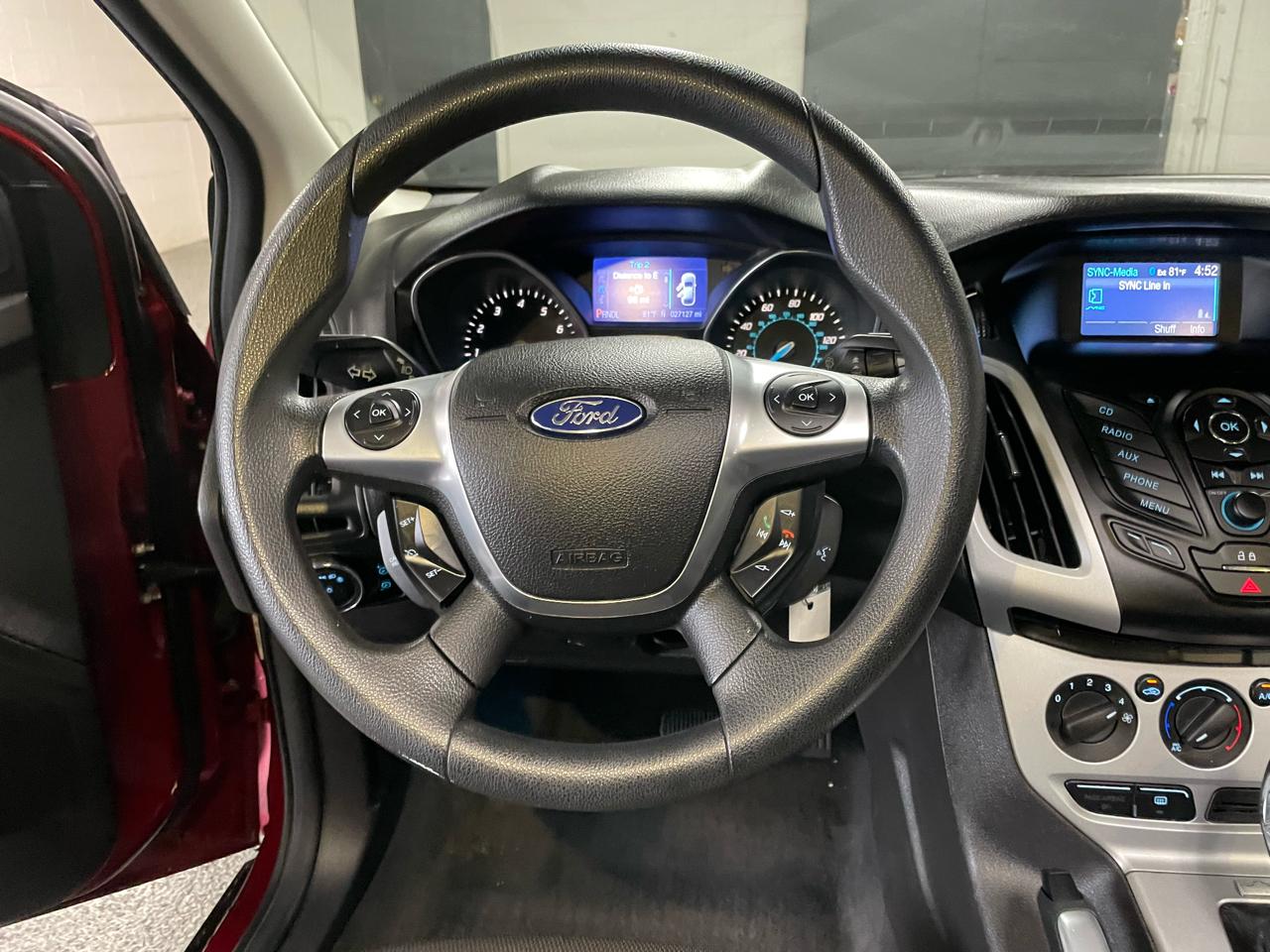 Ford Focus SE Sedan 2013