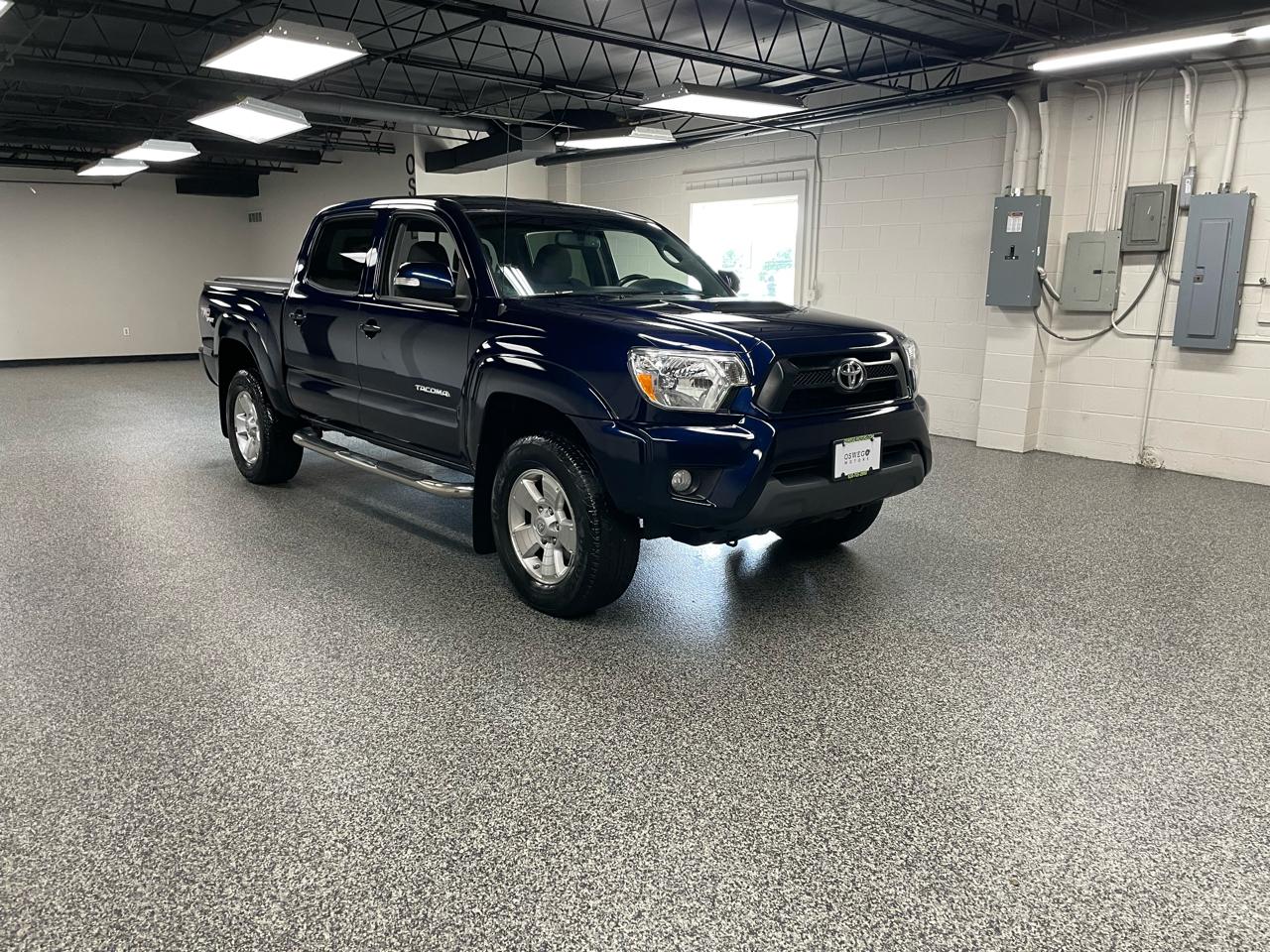 Toyota Tacoma Double Cab V6 4WD 2012