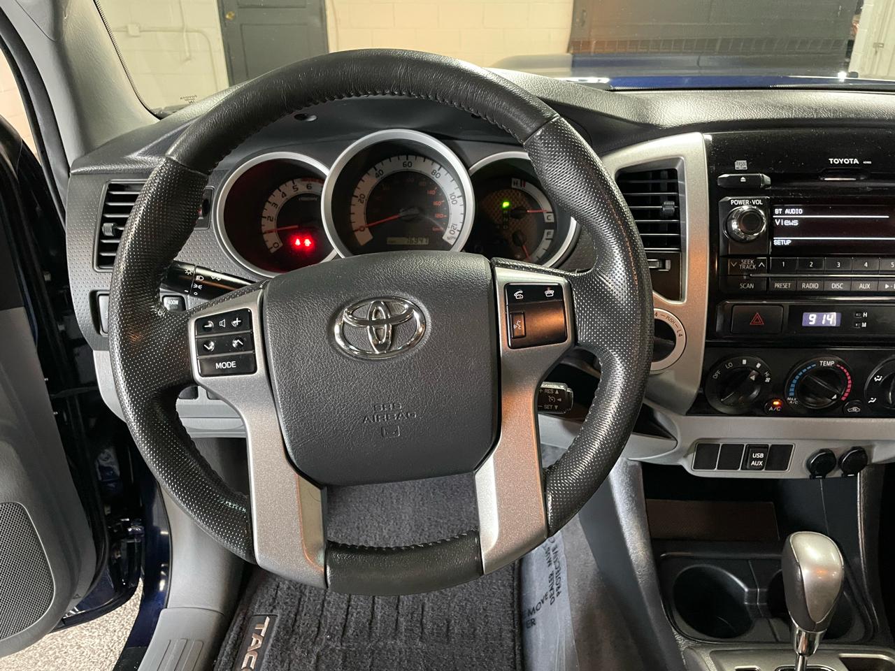 Toyota Tacoma Double Cab V6 4WD 2012