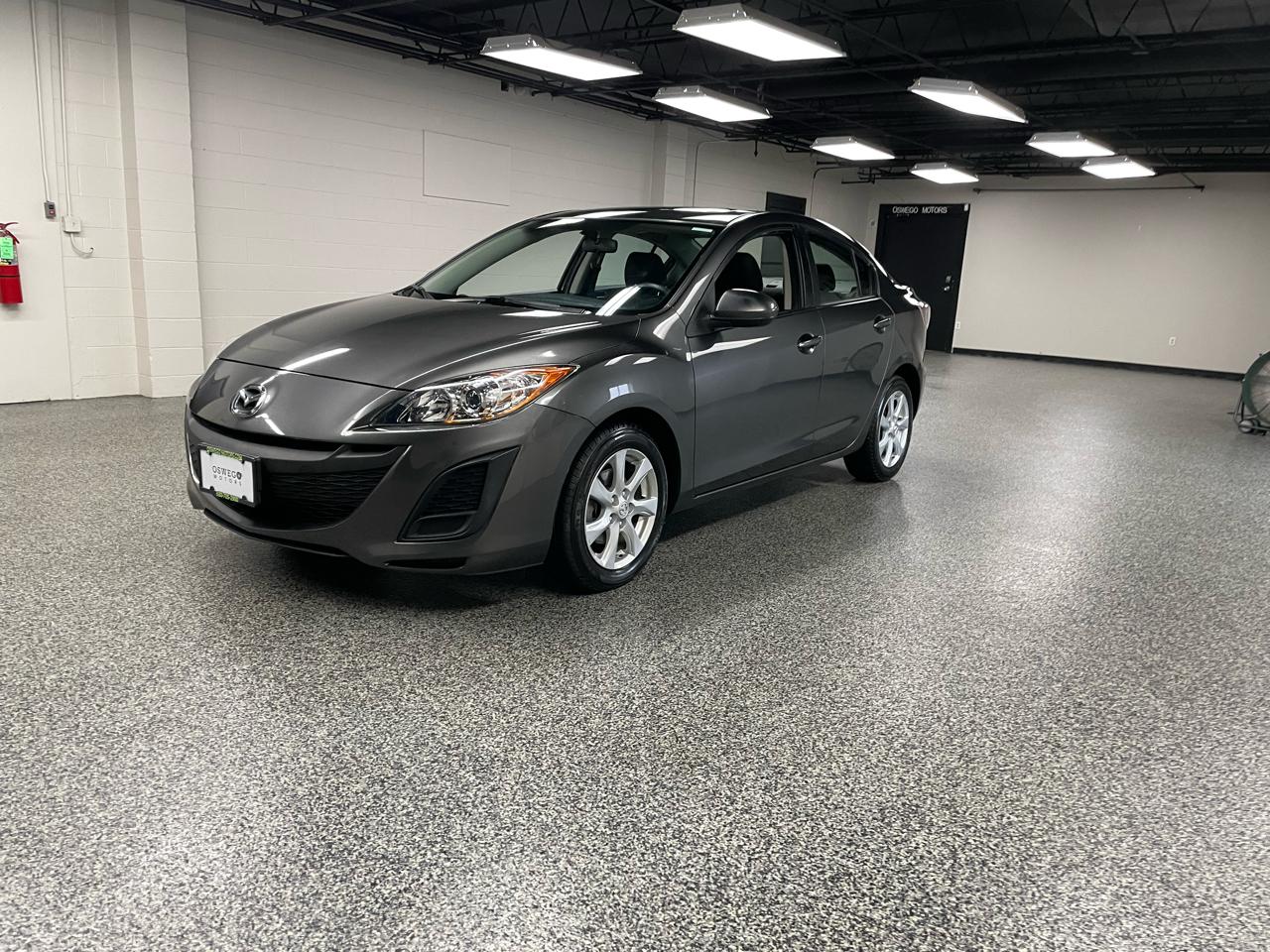 Mazda MAZDA3 i Touring 4-door 2011