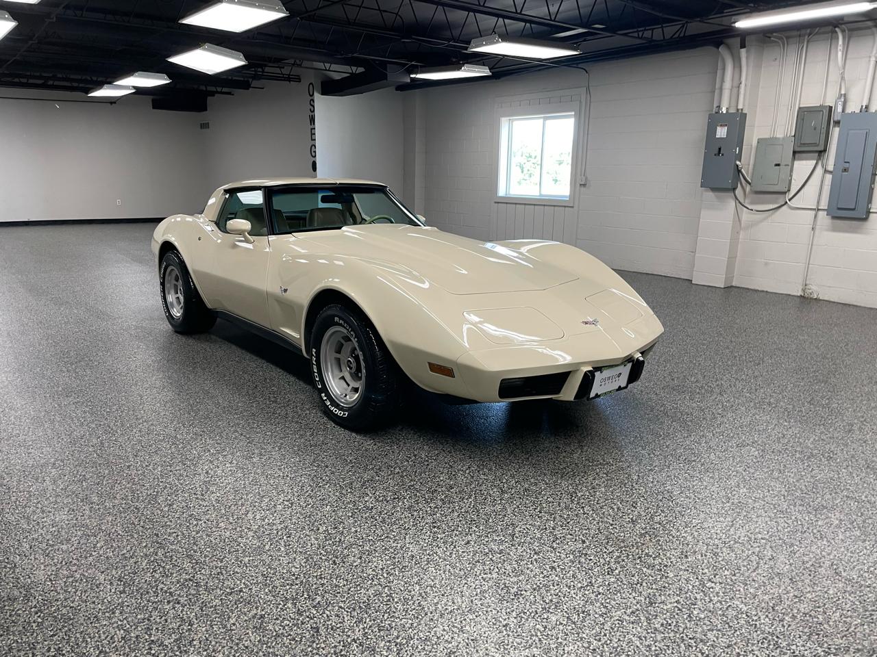 Chevrolet Corvette 2dr Coupe 1979