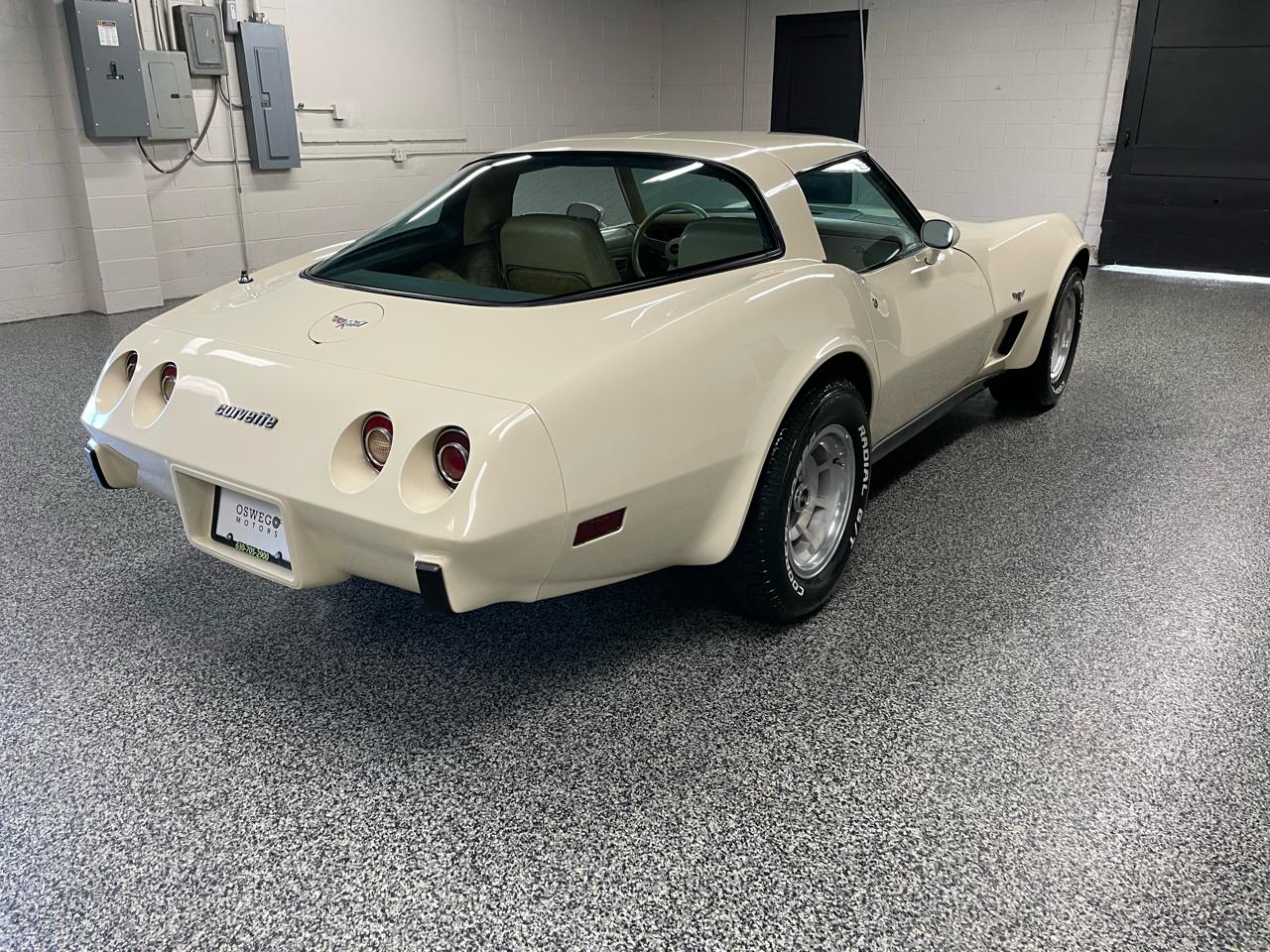 Chevrolet Corvette 2dr Coupe 1979