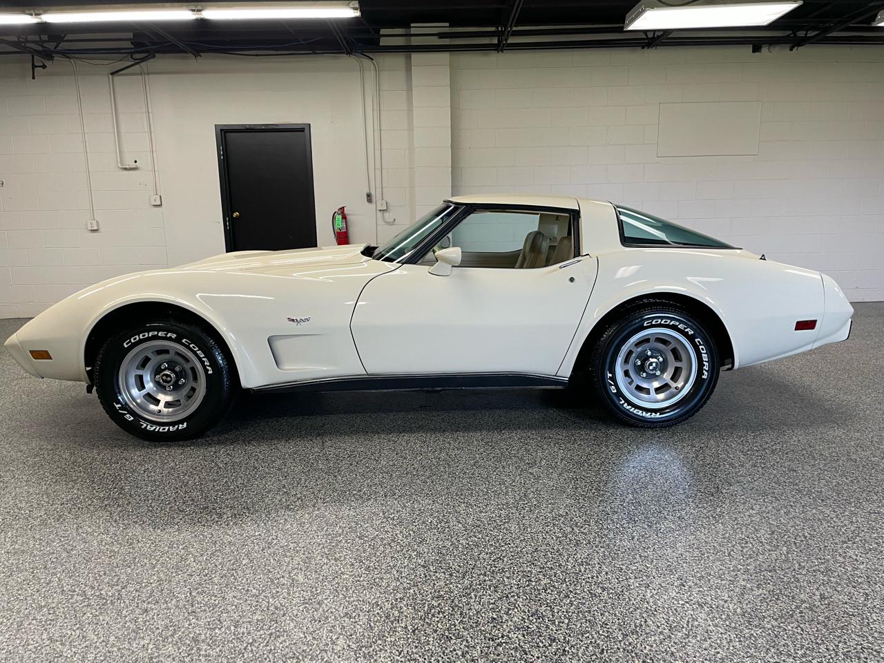 Chevrolet Corvette 2dr Coupe 1979