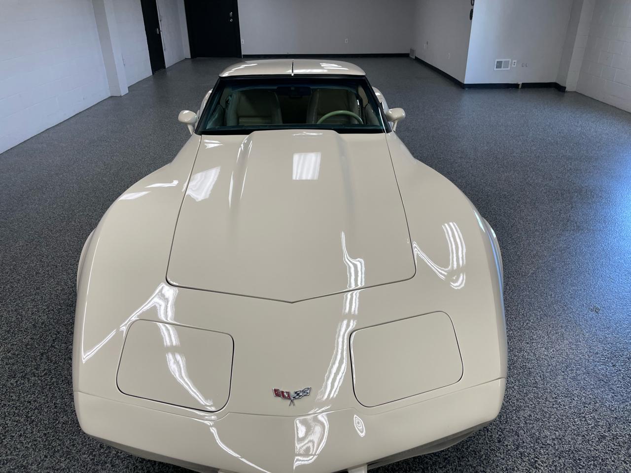 Chevrolet Corvette 2dr Coupe 1979