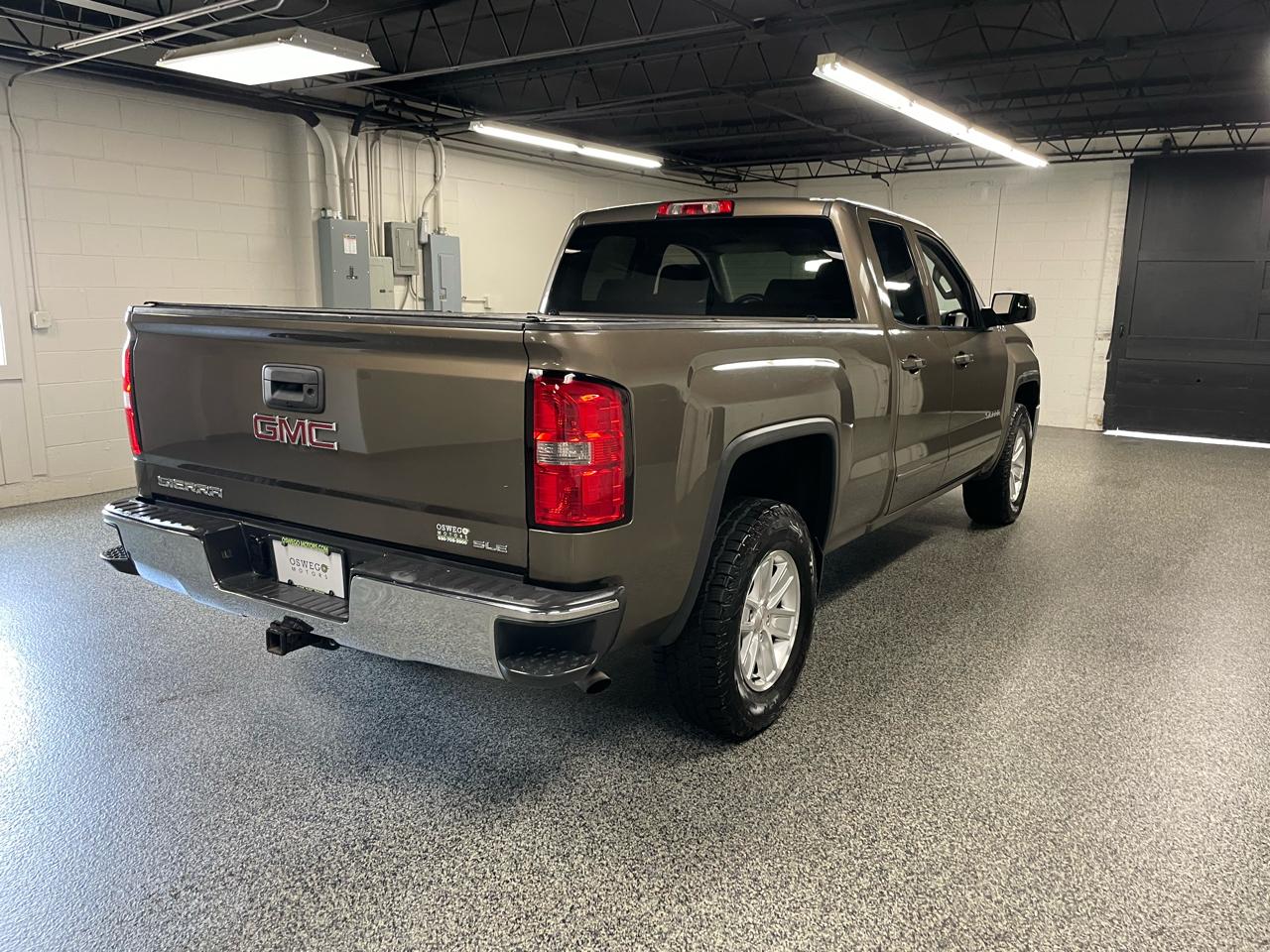 GMC Sierra 1500 SLE Double Cab 4WD 2015