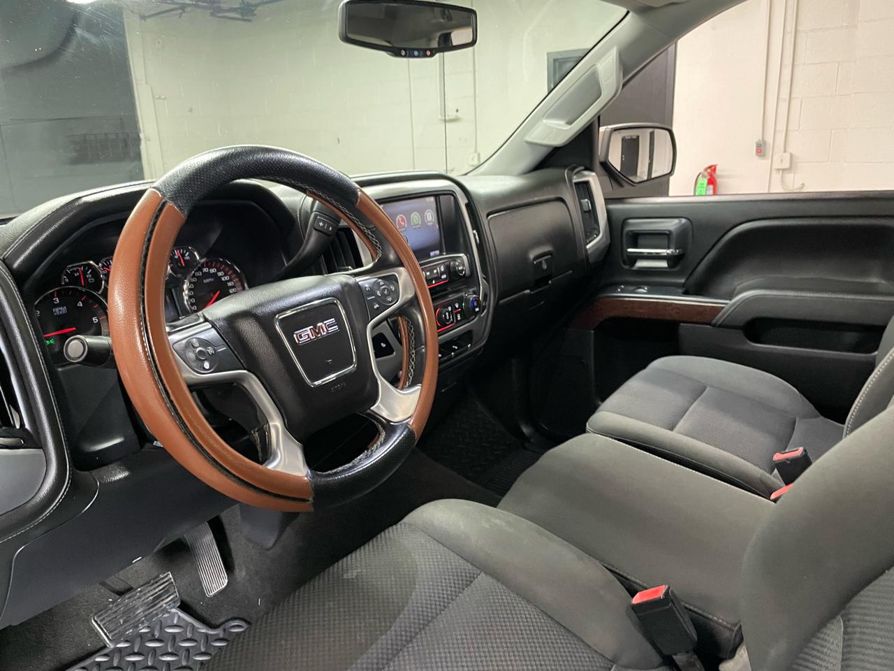 GMC Sierra 1500 SLE Double Cab 4WD 2015
