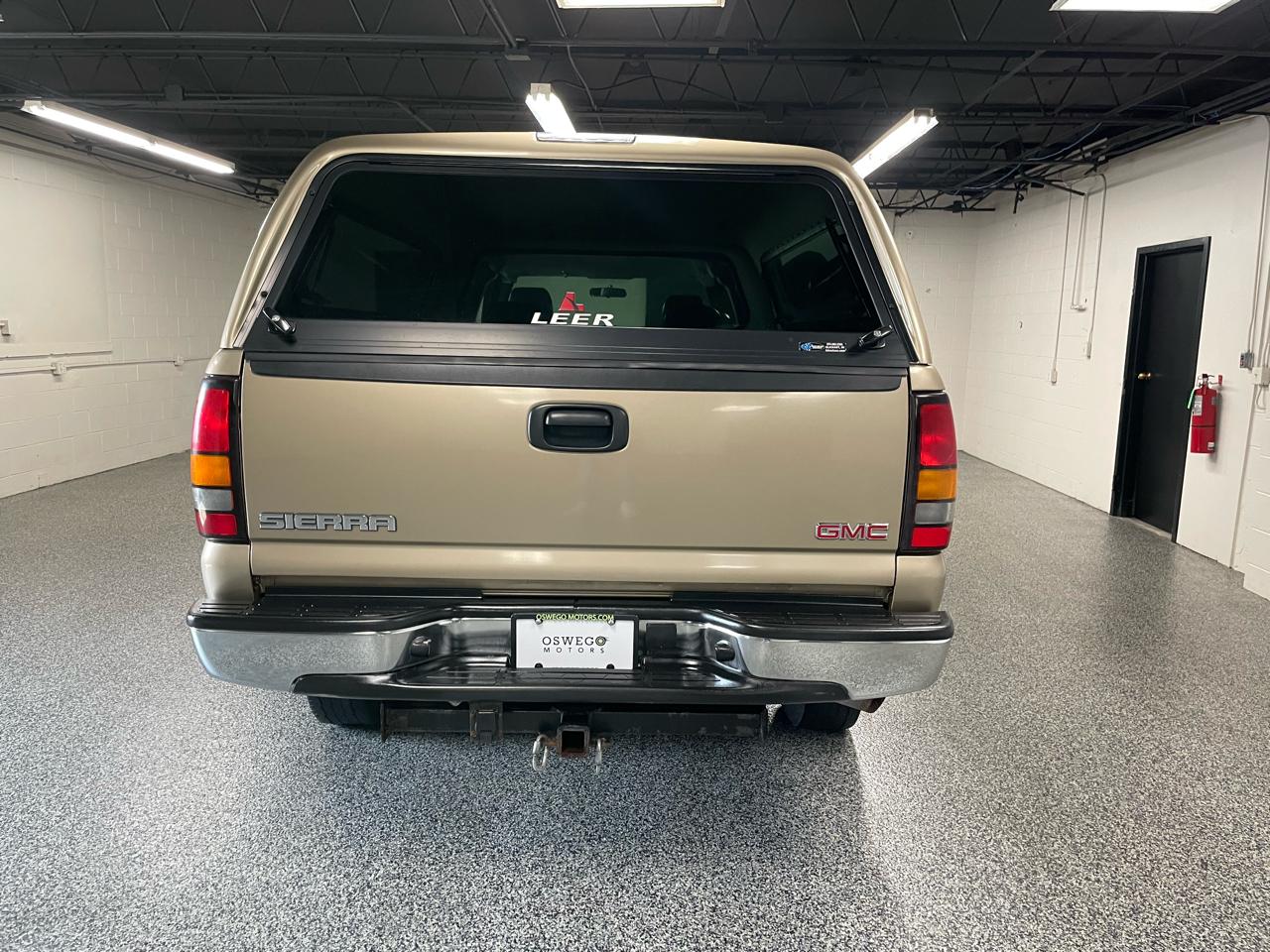 GMC Sierra 2500HD Ext. Cab Long Bed 4WD 2004