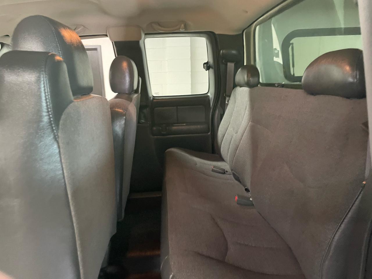 GMC Sierra 2500HD Ext. Cab Long Bed 4WD 2004