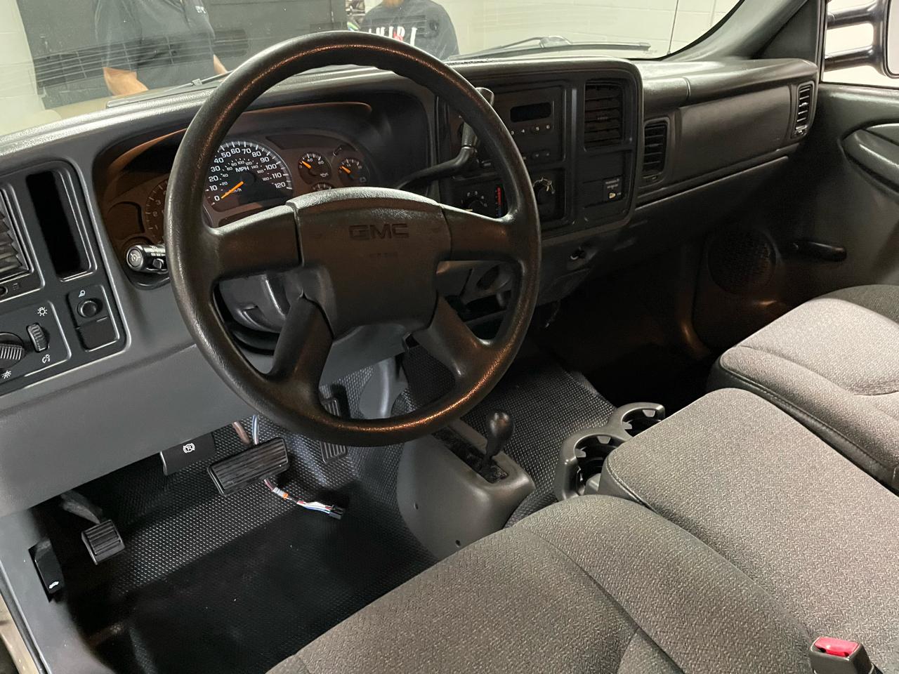 GMC Sierra 2500HD Ext. Cab Long Bed 4WD 2004