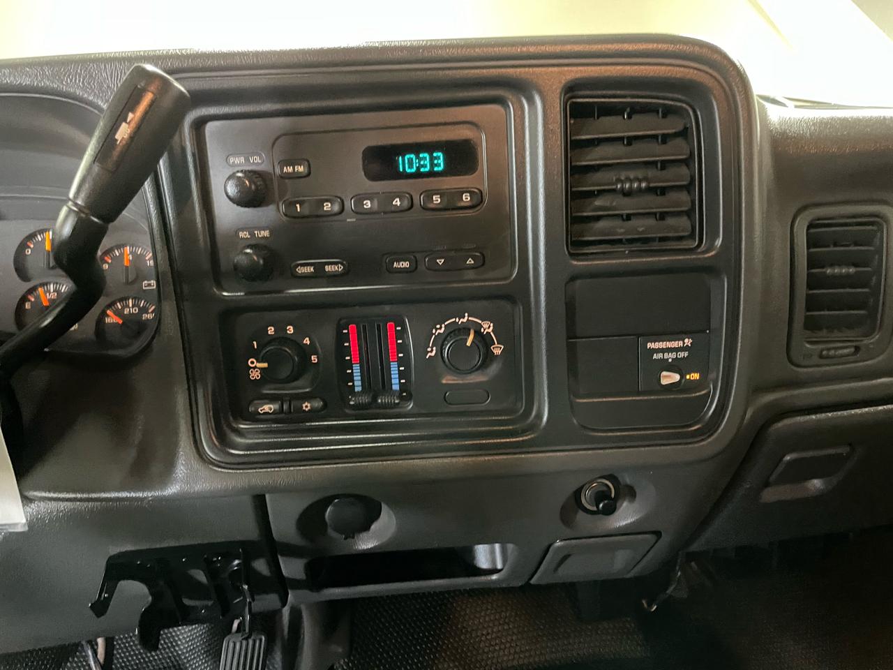 GMC Sierra 2500HD Ext. Cab Long Bed 4WD 2004