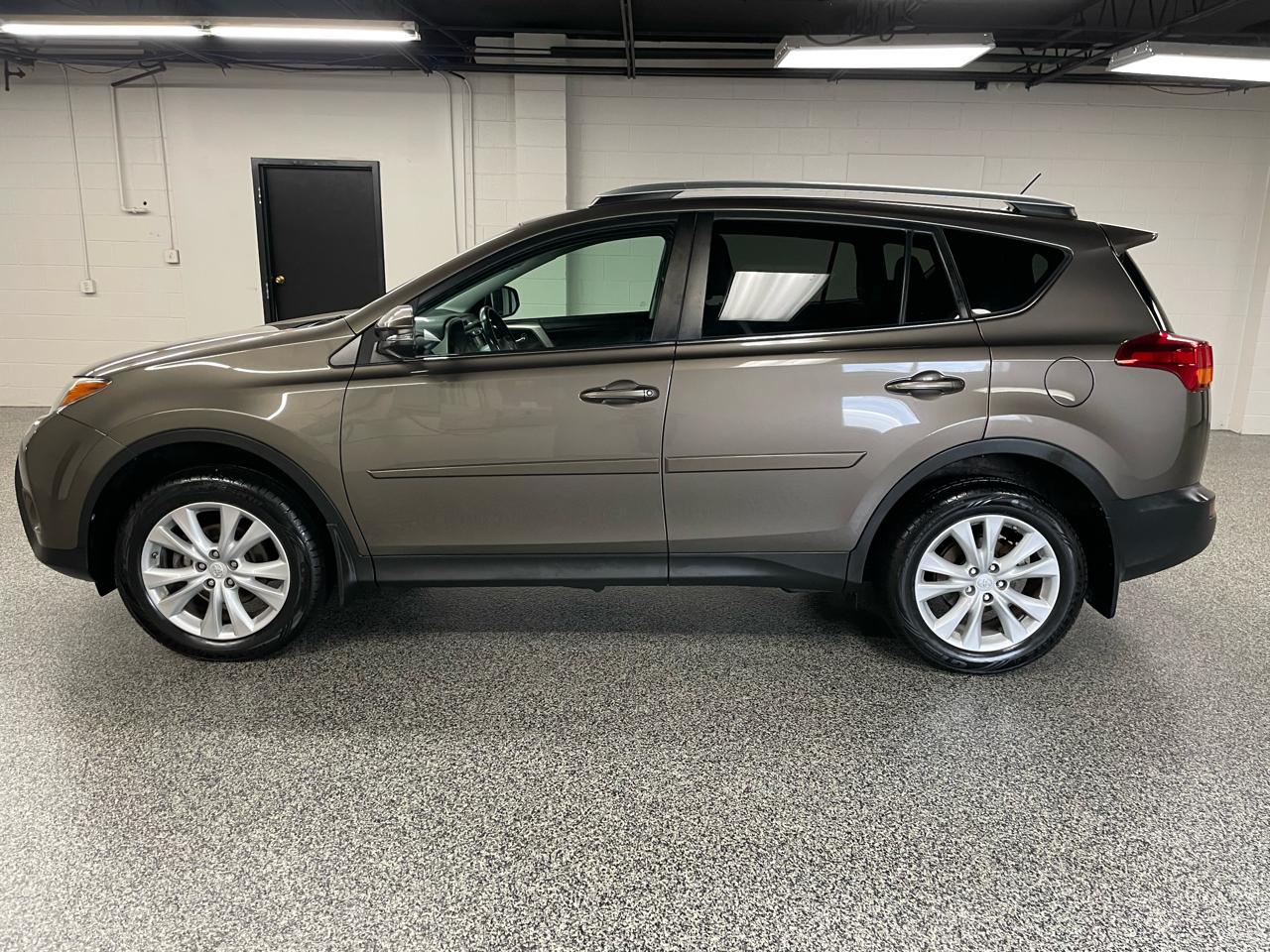 Toyota RAV4 Limited AWD 2015