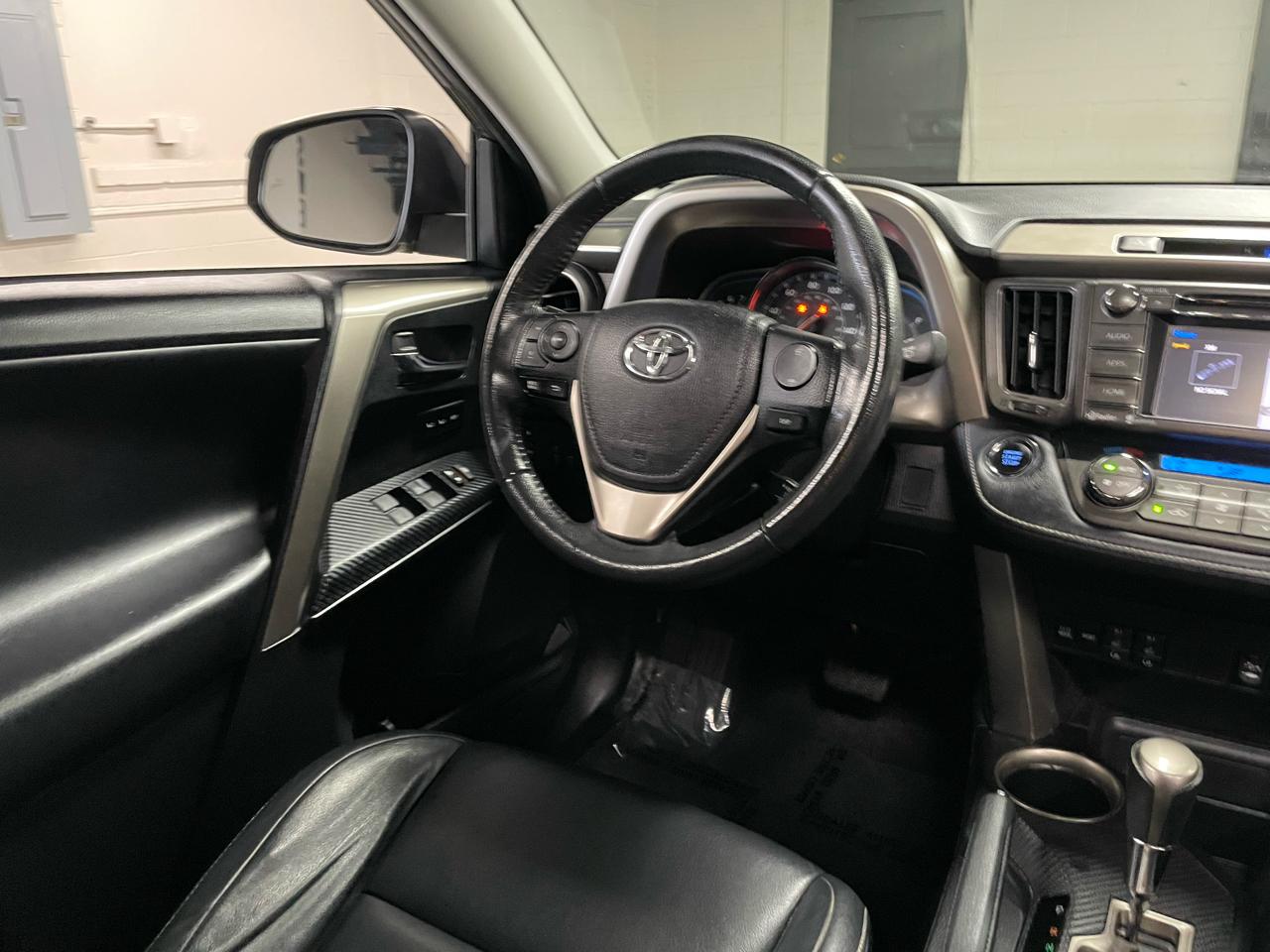 Toyota RAV4 Limited AWD 2015