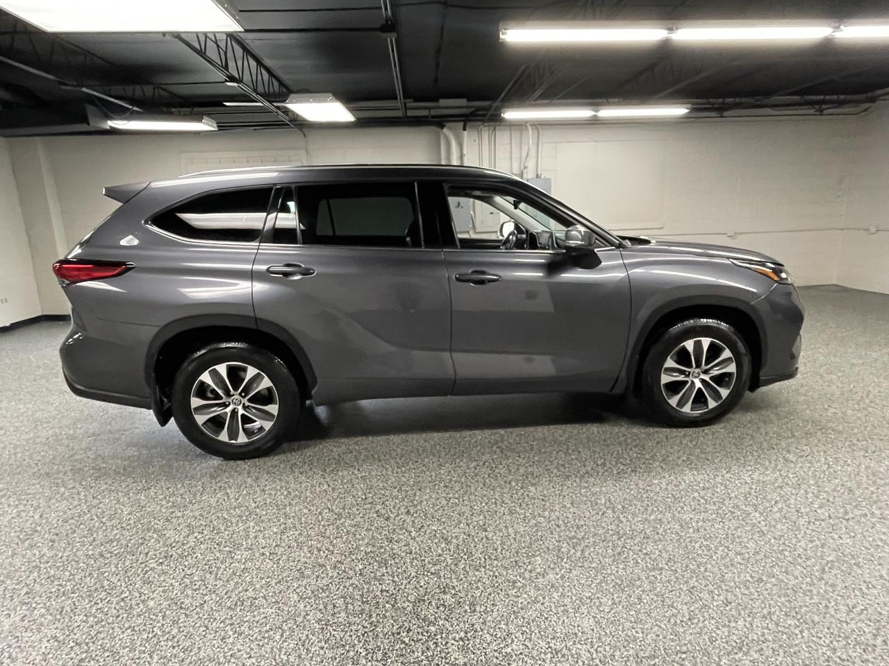 Toyota Highlander XLE Nav AWD V6 2021