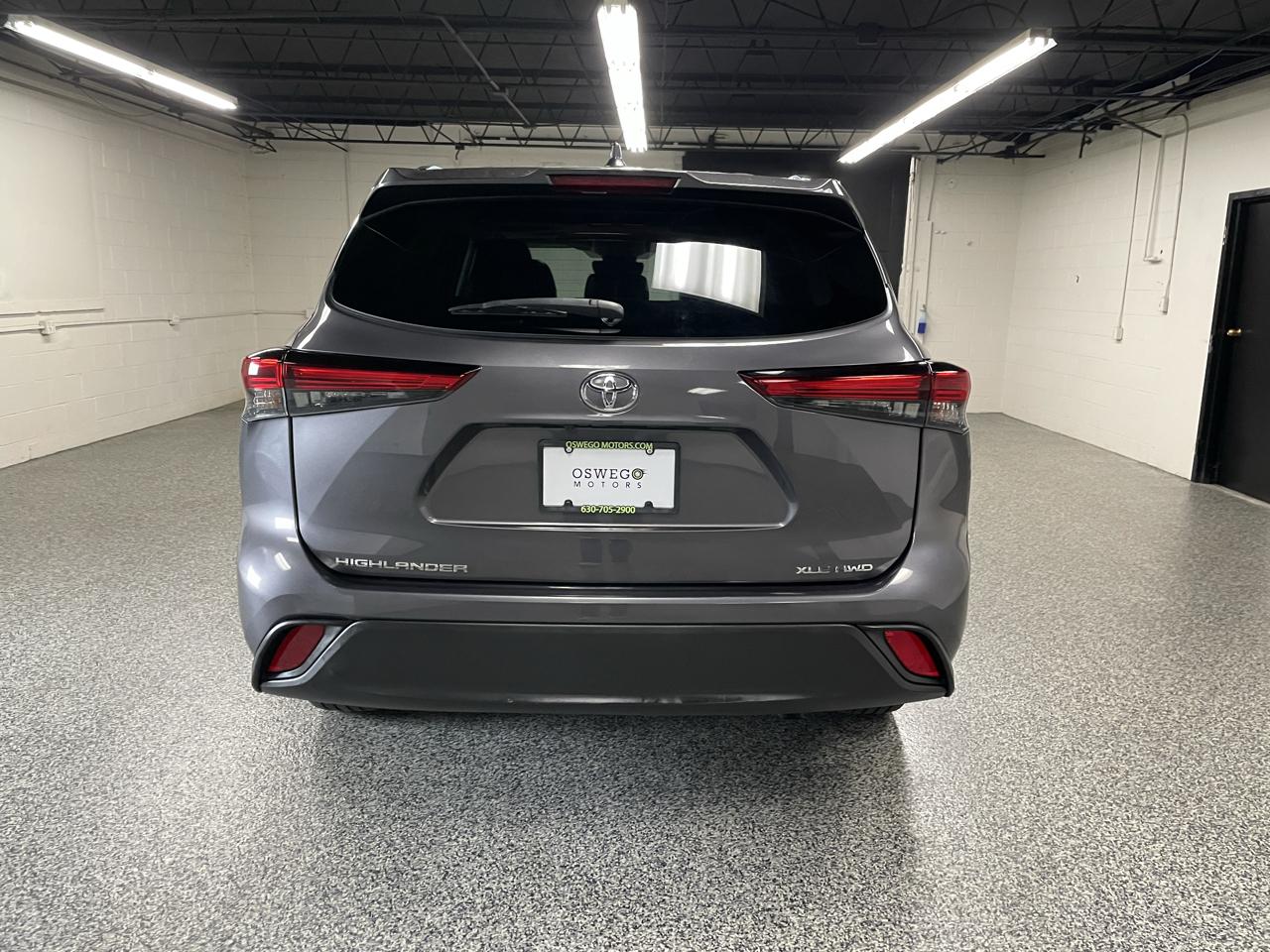 Toyota Highlander XLE Nav AWD V6 2021