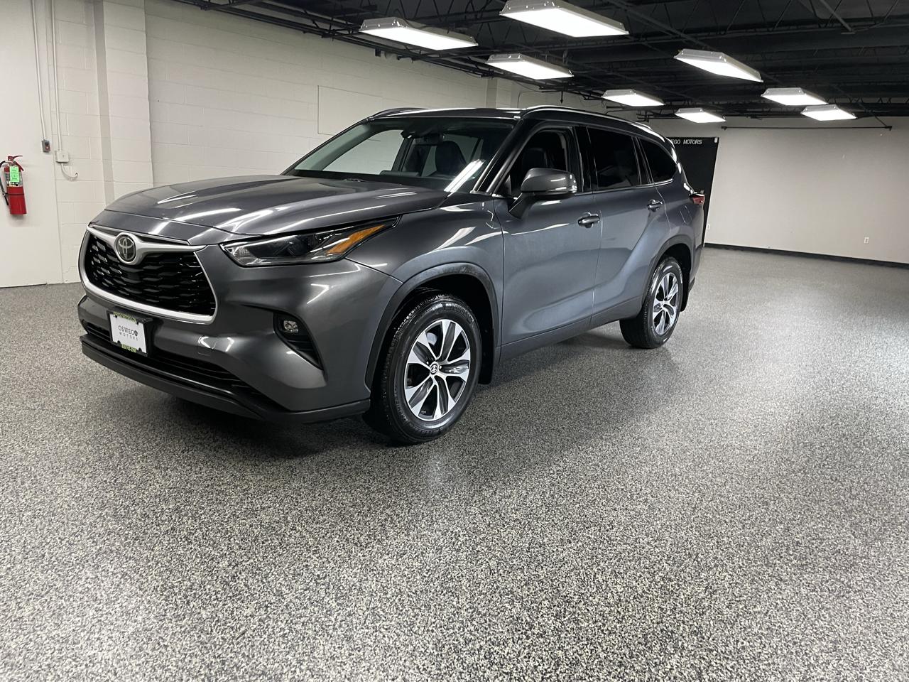 Toyota Highlander XLE Nav AWD V6 2021
