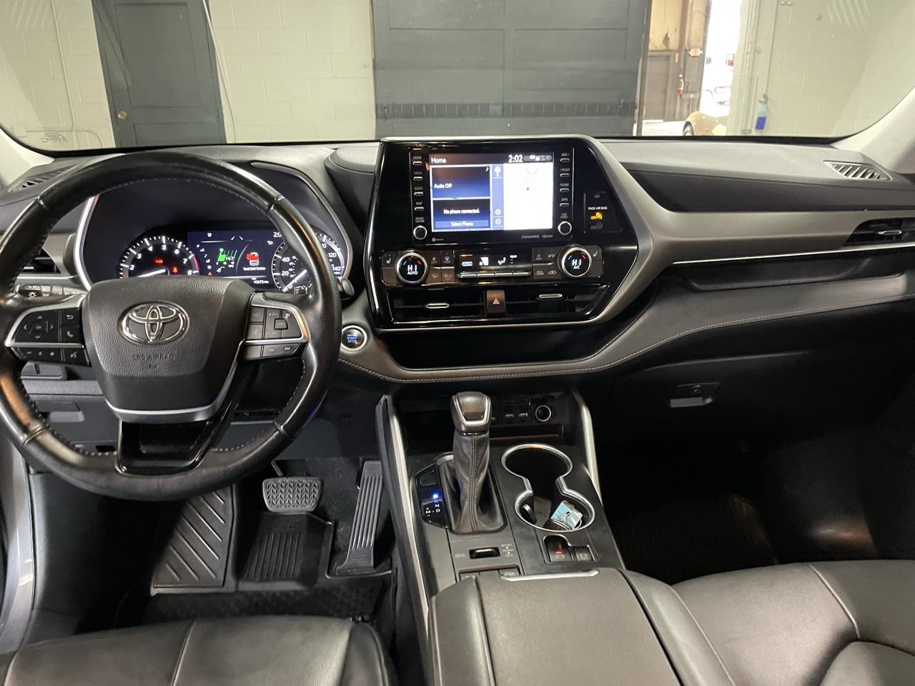 Toyota Highlander XLE Nav AWD V6 2021