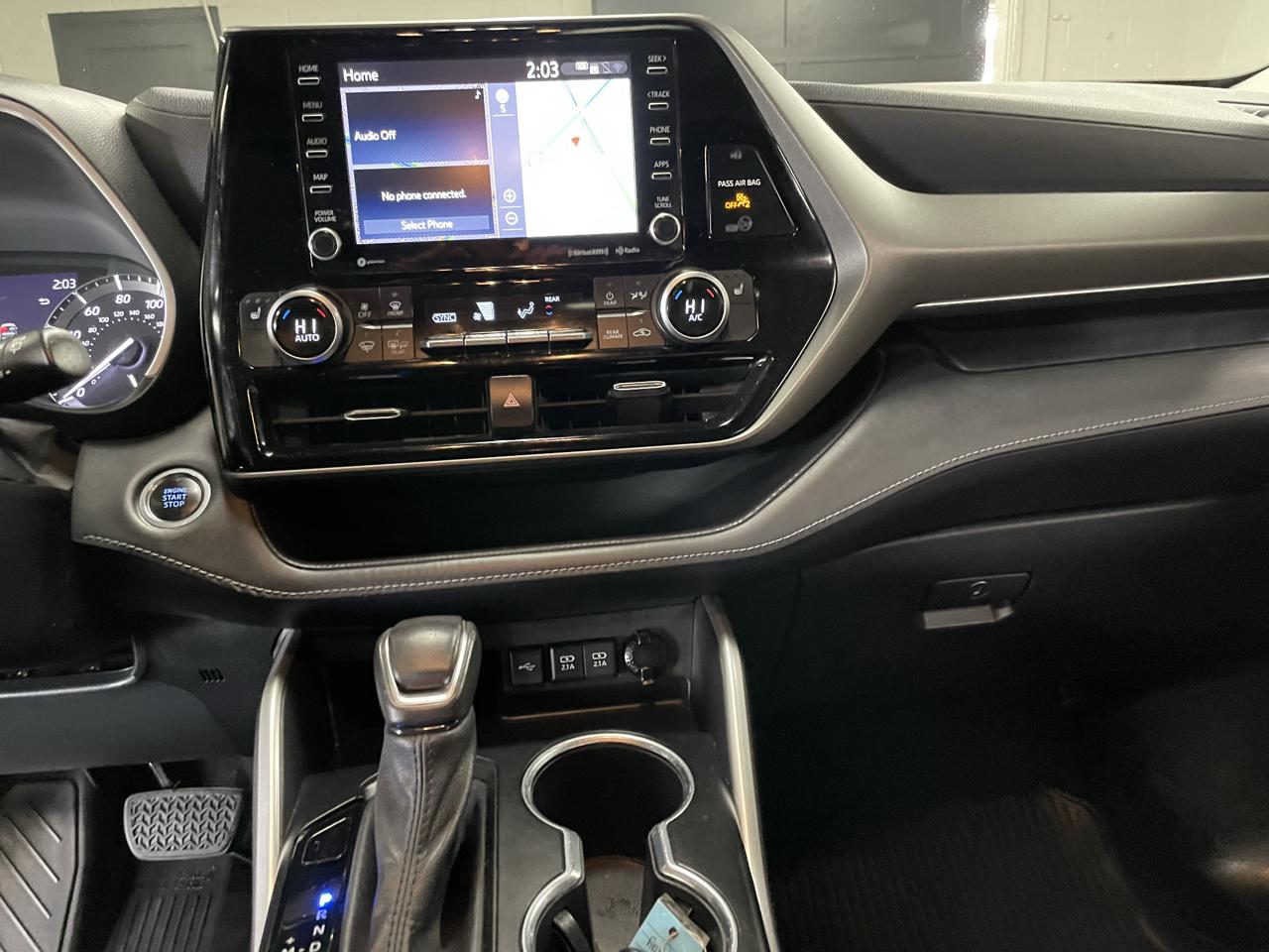 Toyota Highlander XLE Nav AWD V6 2021