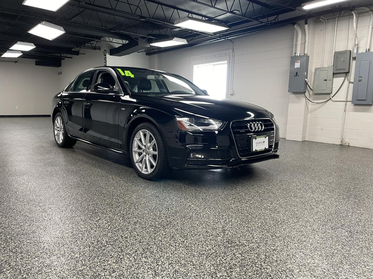 Audi A4 2.0T Premium Plus quattro Sedan 2014