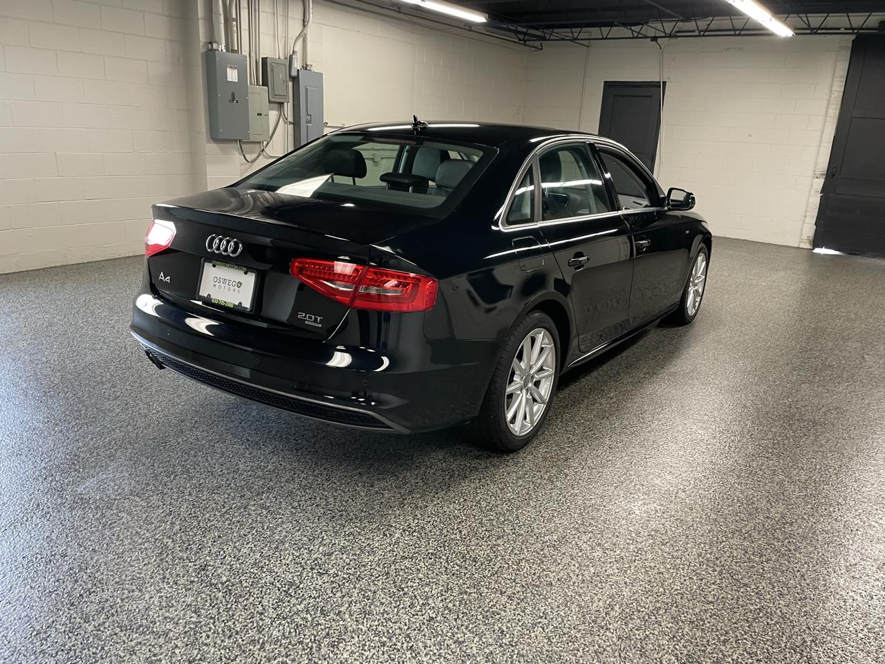 Audi A4 2.0T Premium Plus quattro Sedan 2014