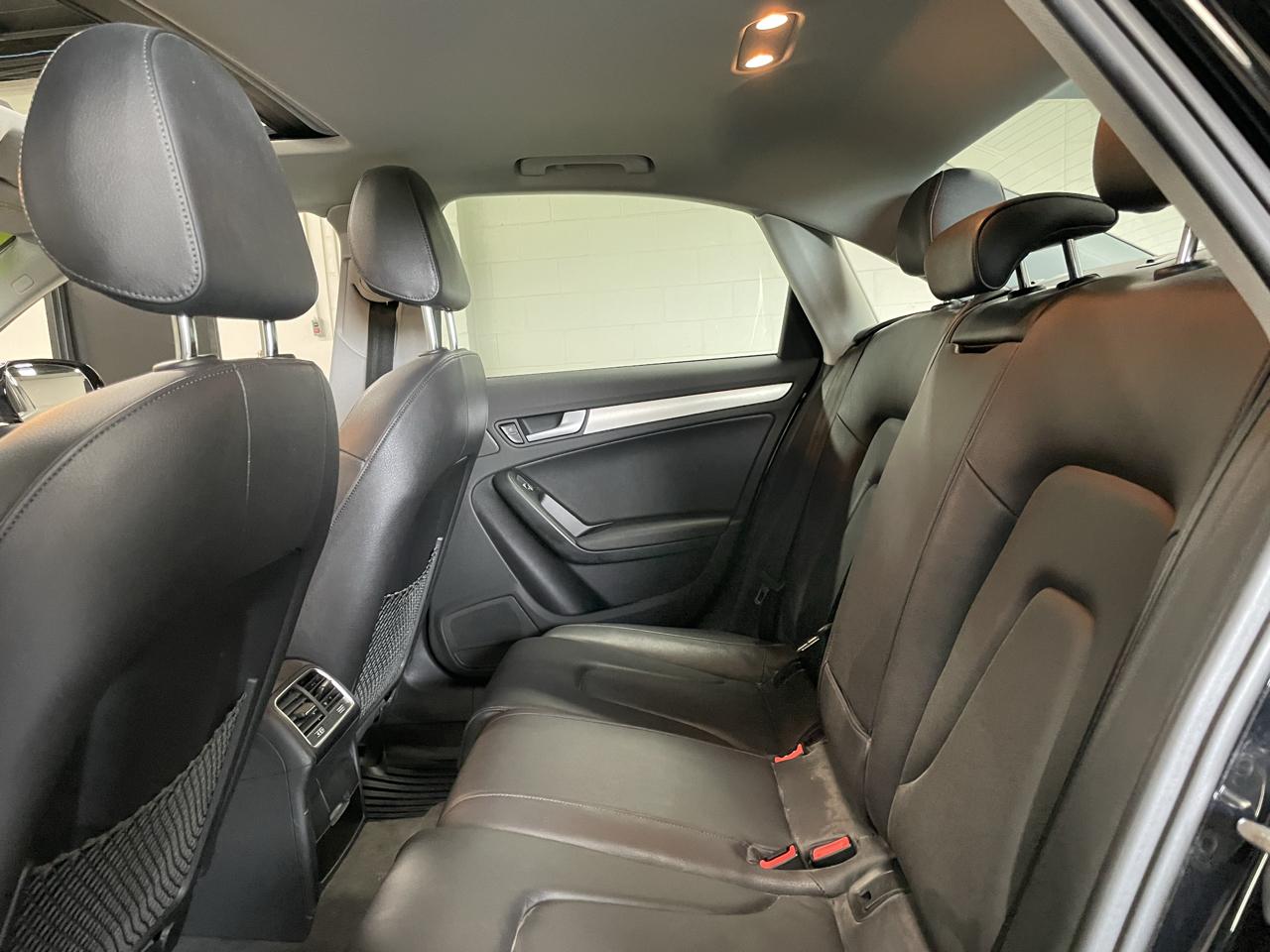 Audi A4 2.0T Premium Plus quattro Sedan 2014